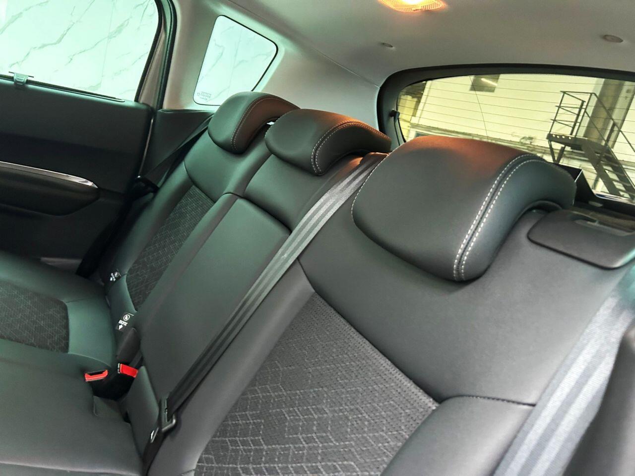 Peugeot 3008 view 18