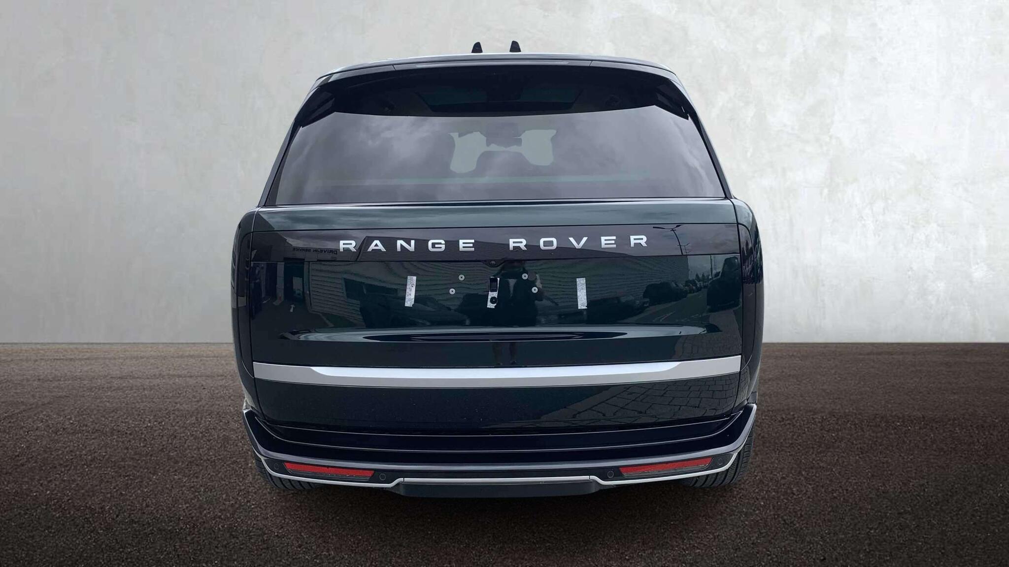 Land Rover Range Rover view 6