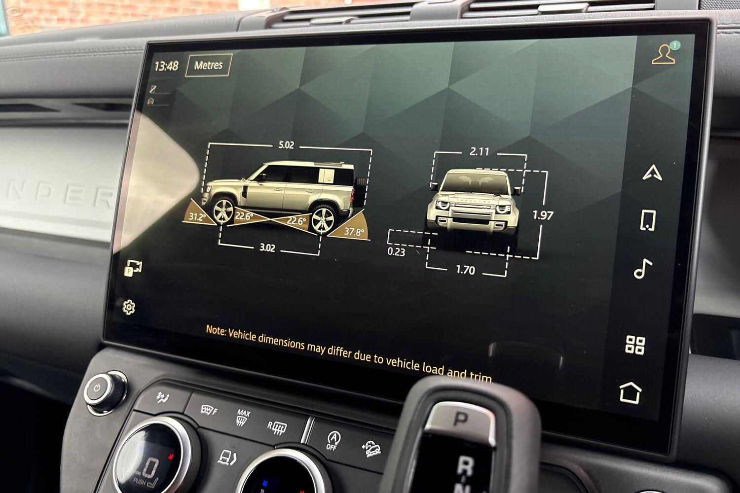 Land Rover Defender view 42