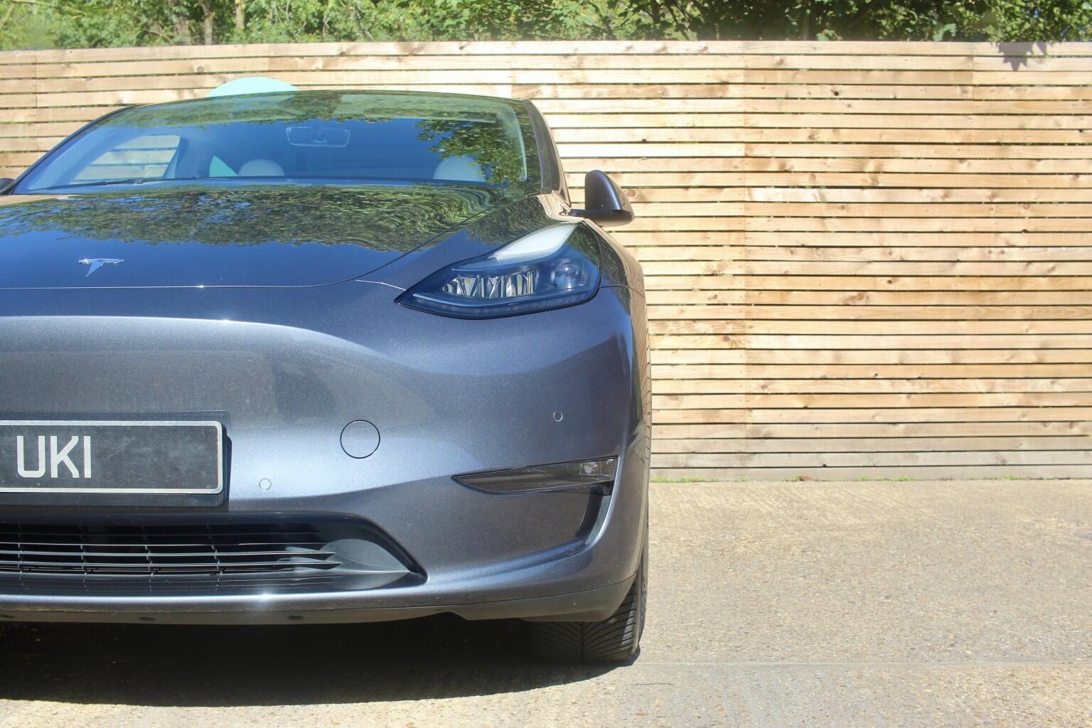 Tesla Model Y view 37