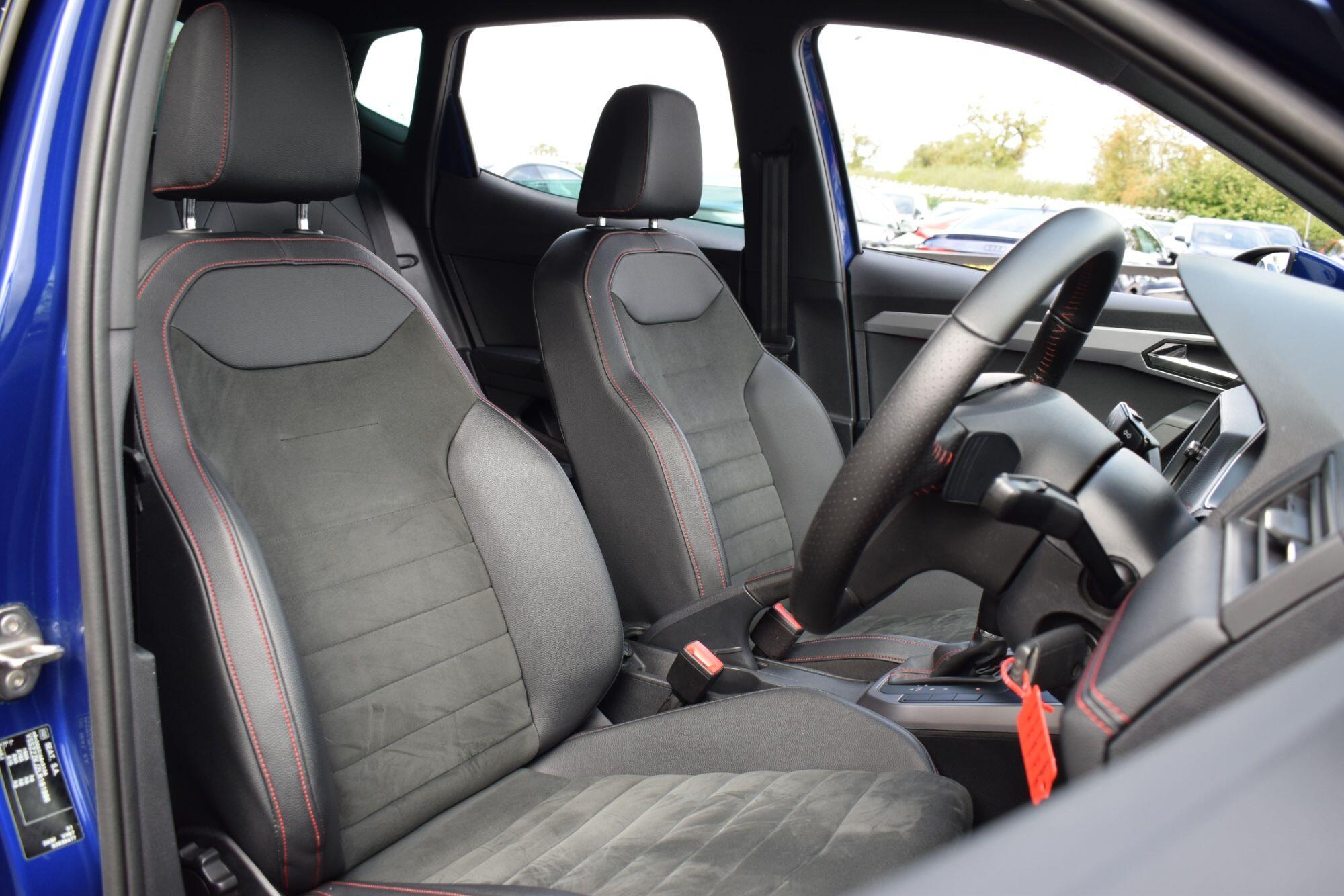 Seat Arona view 13