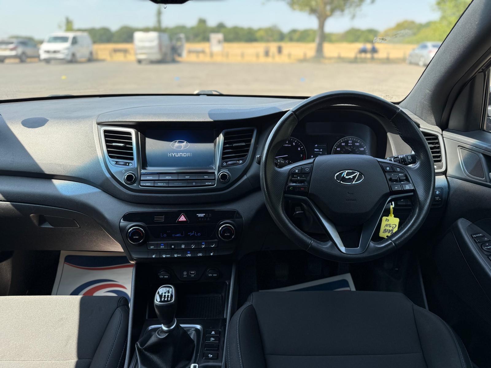 Hyundai Tucson view 23