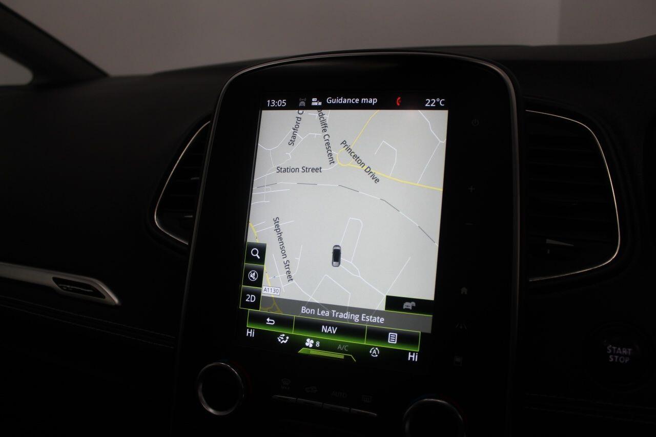 Renault Grand Scenic view 38
