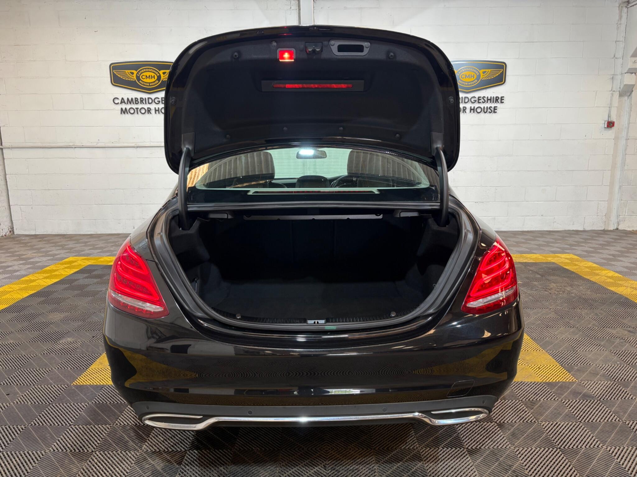 Mercedes-Benz C Class view 66