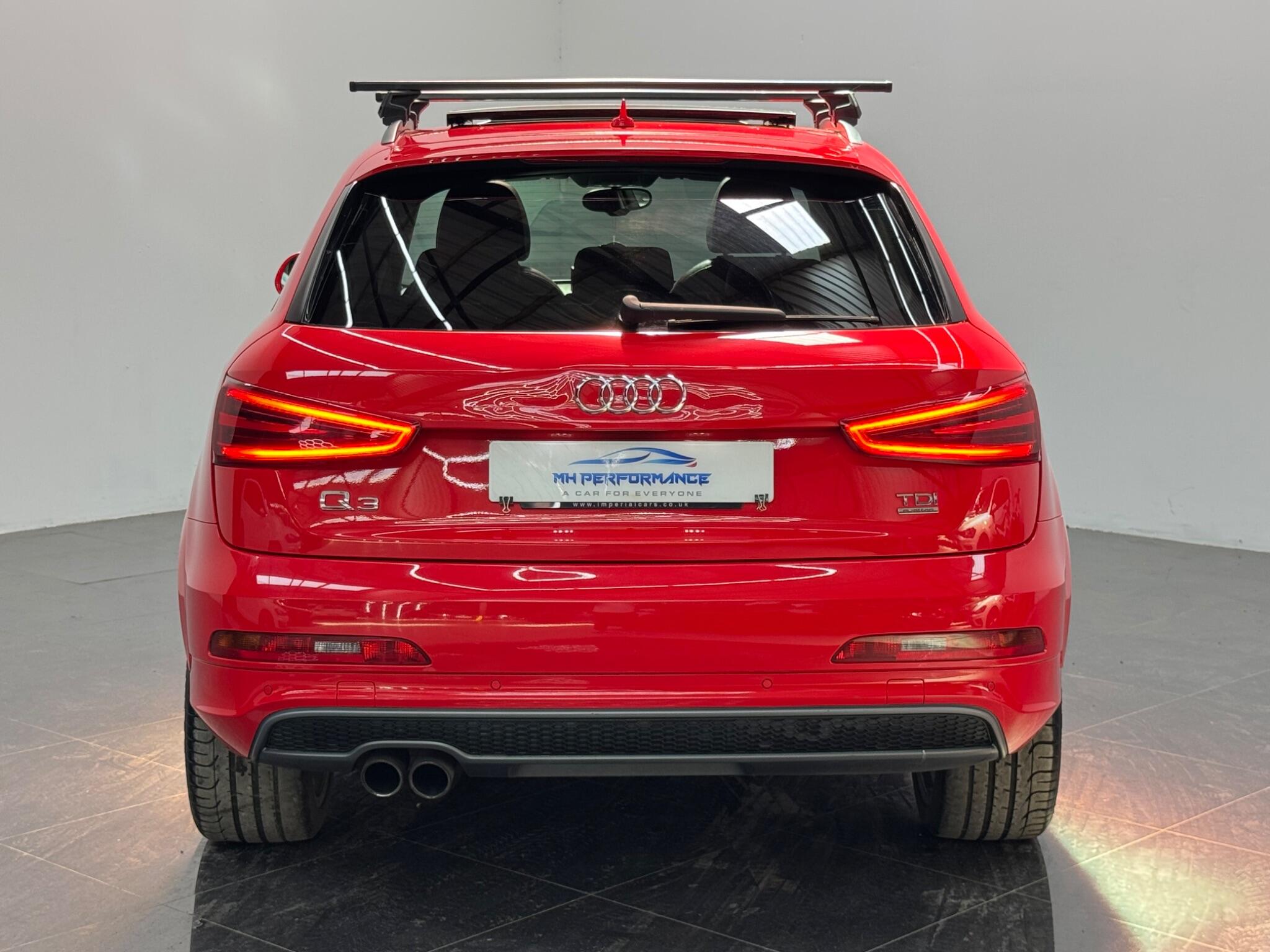 Audi Q3 view 4