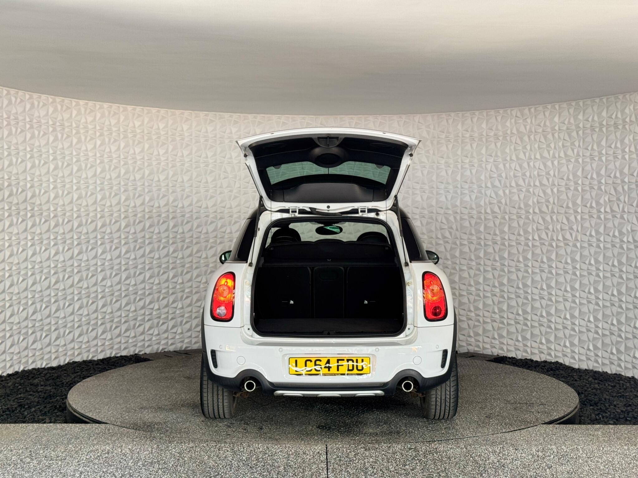 Mini Countryman view 15