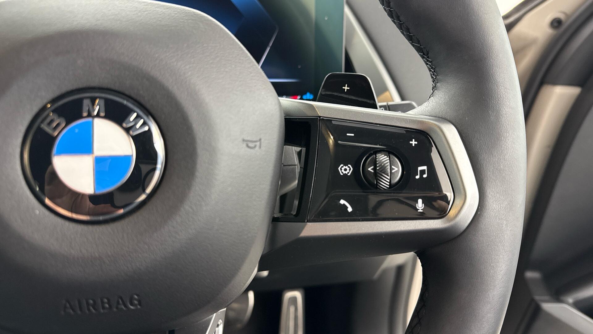 BMW X3 view 18