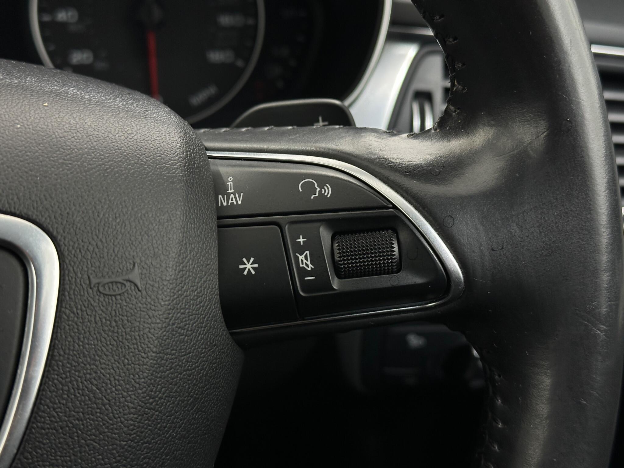 Audi A6 view 16
