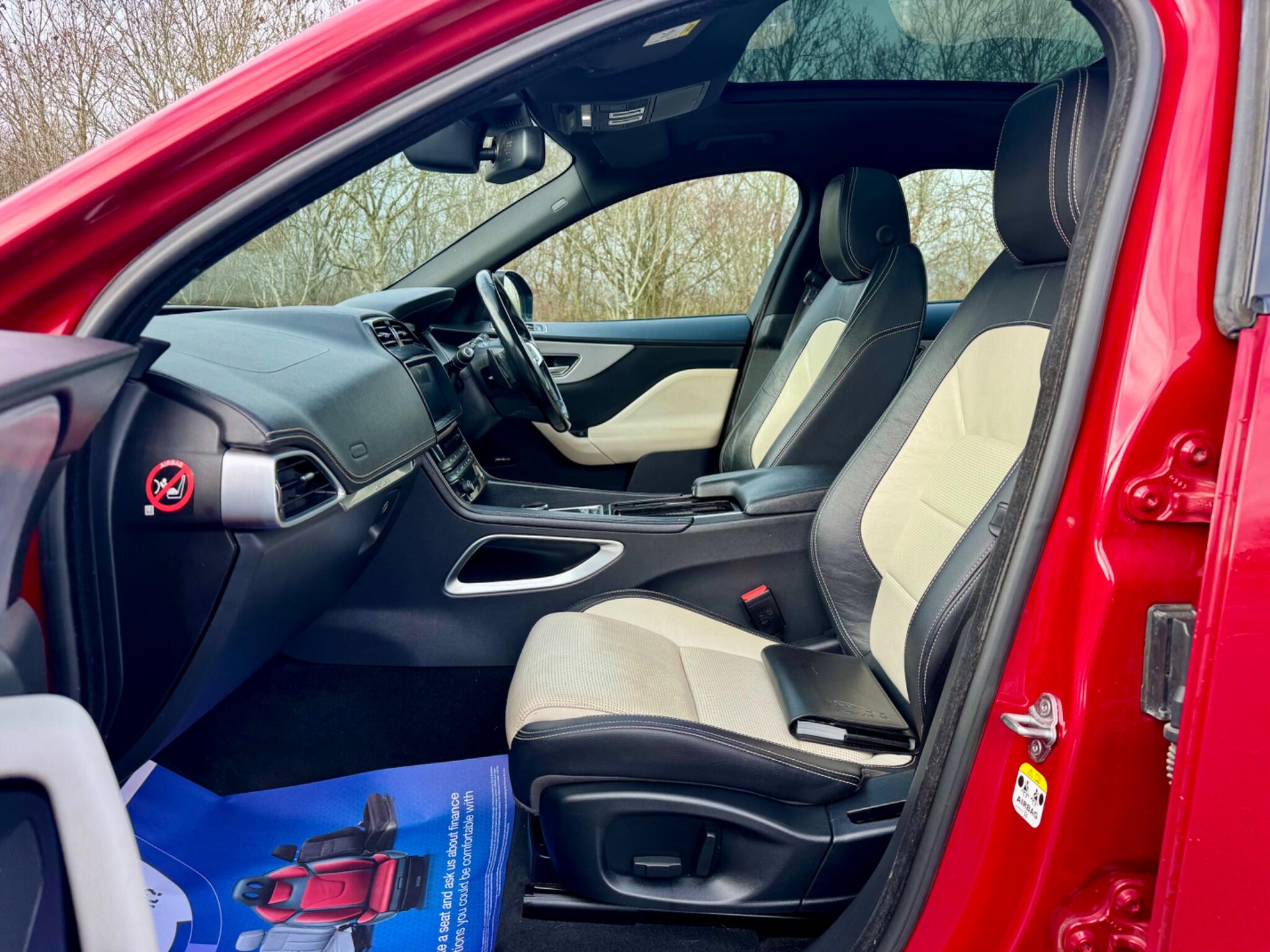 2018 Jaguar F-PACE 2.0 D180 R-Sport Auto AWD Euro 6 (s/s) 5dr • 39,000 miles image 10