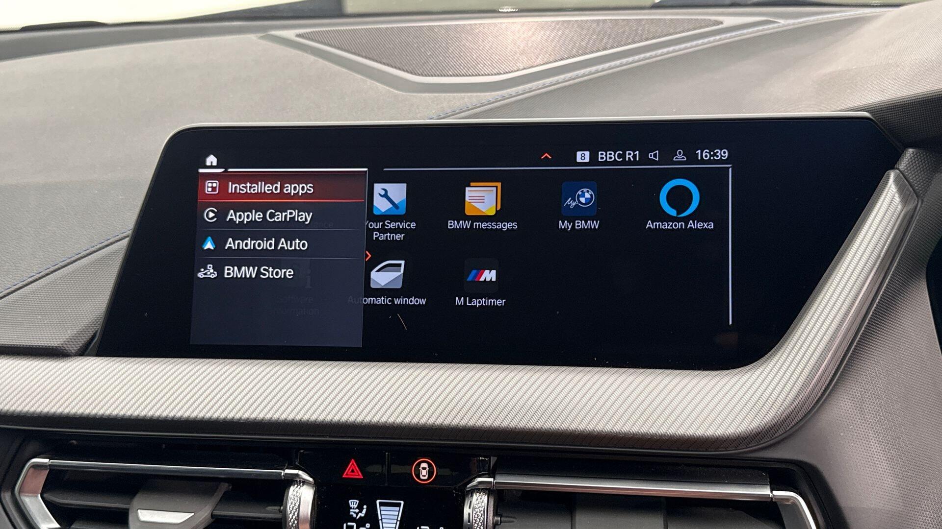 BMW 1 Series view 26