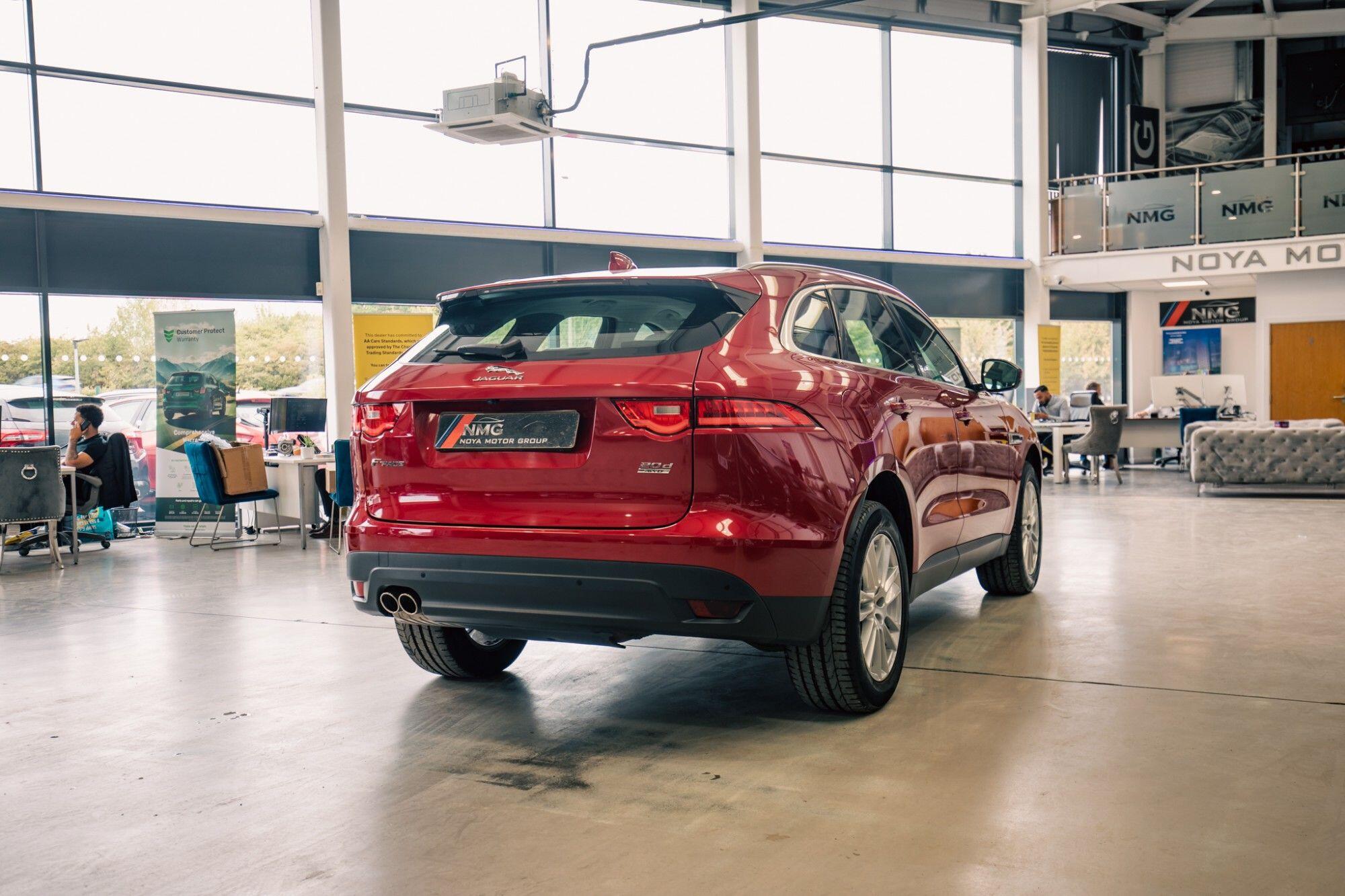 Jaguar F-Pace view 33