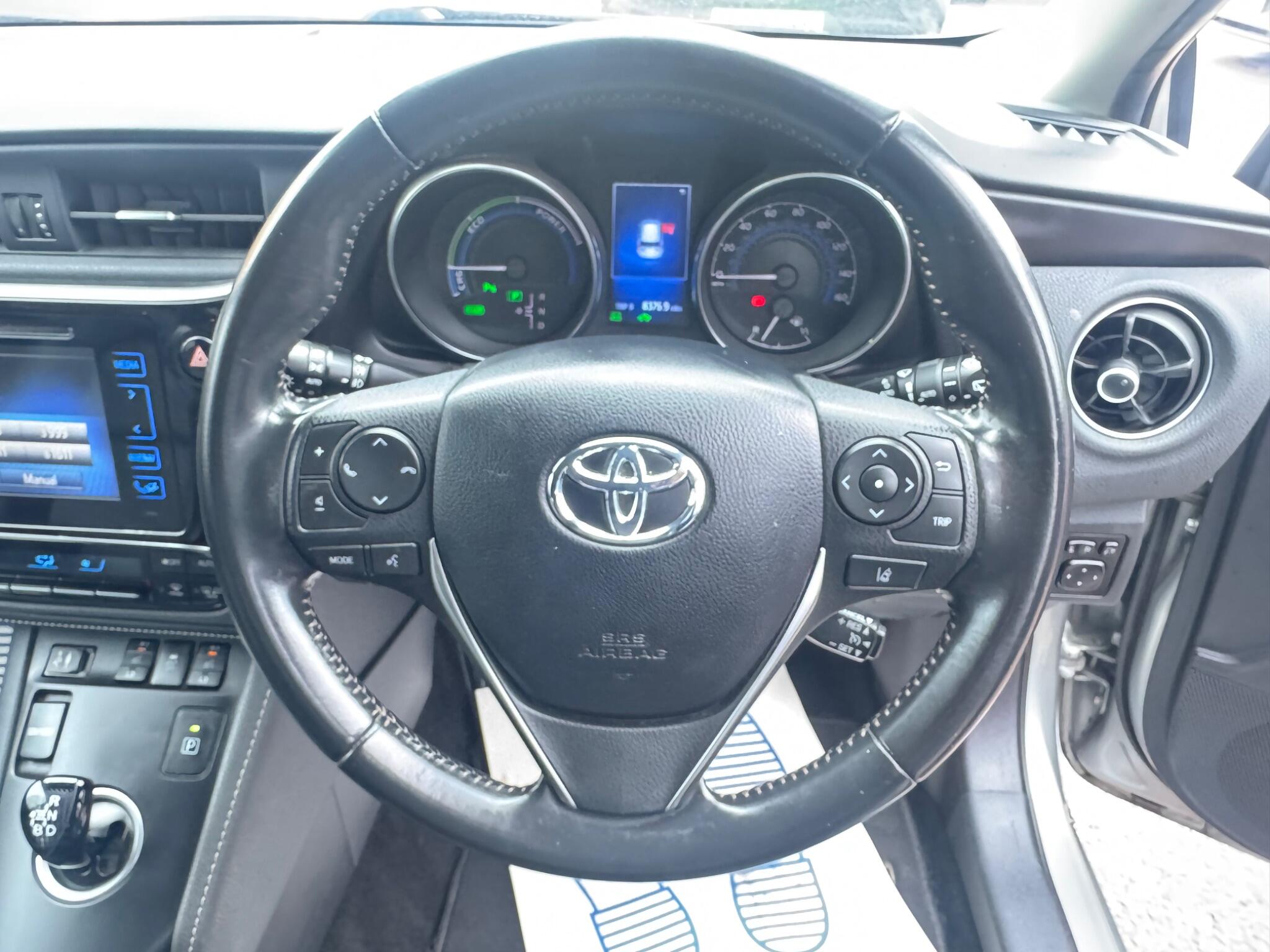 Toyota Auris view 15
