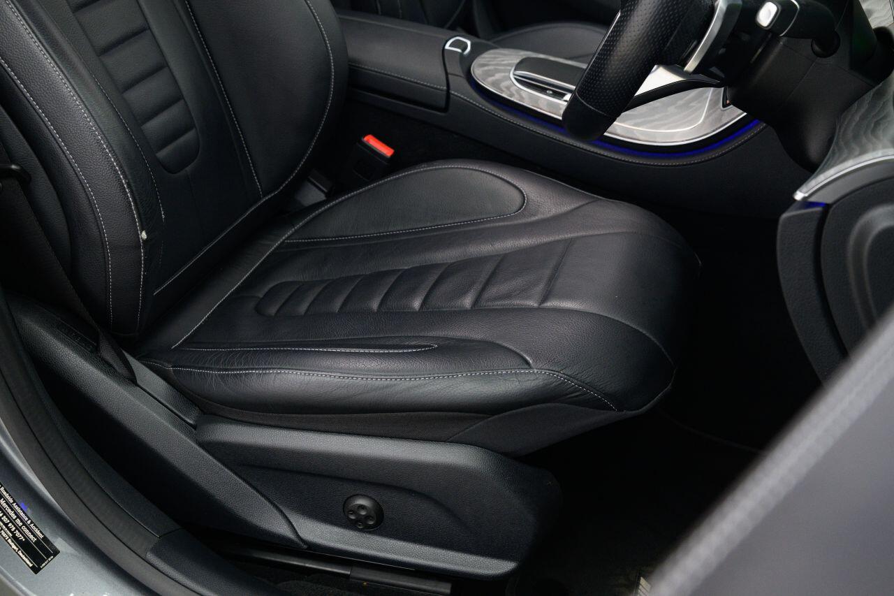 Mercedes-Benz CLS view 18