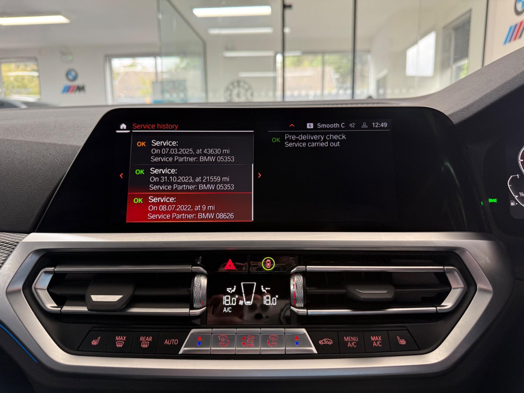 BMW 3 Series view 14