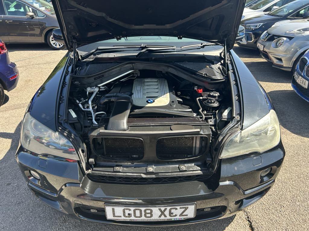 BMW X5 view 19