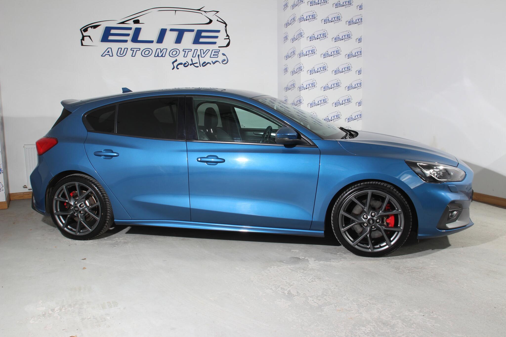 Ford Focus view 7