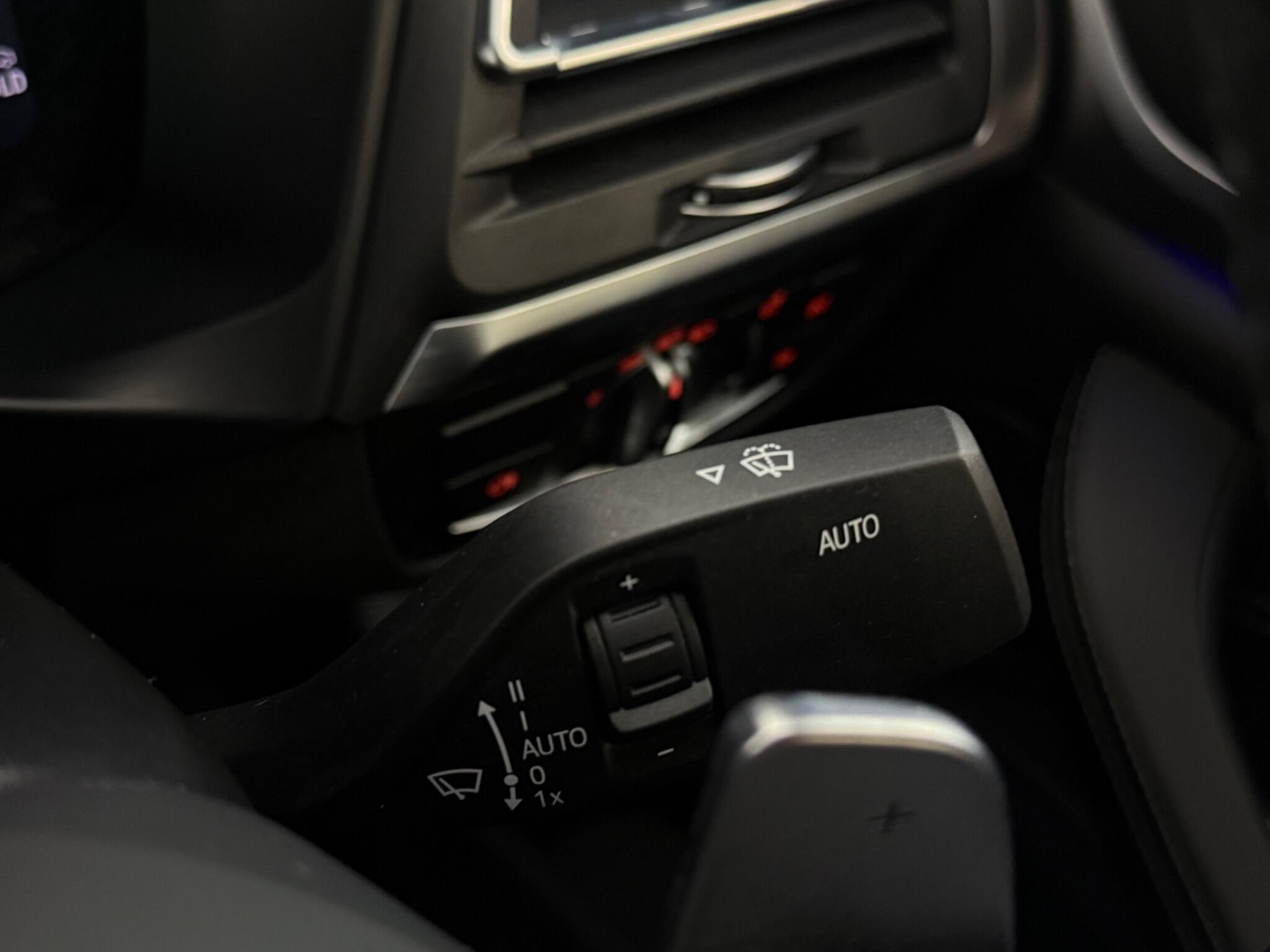 BMW X4 view 17