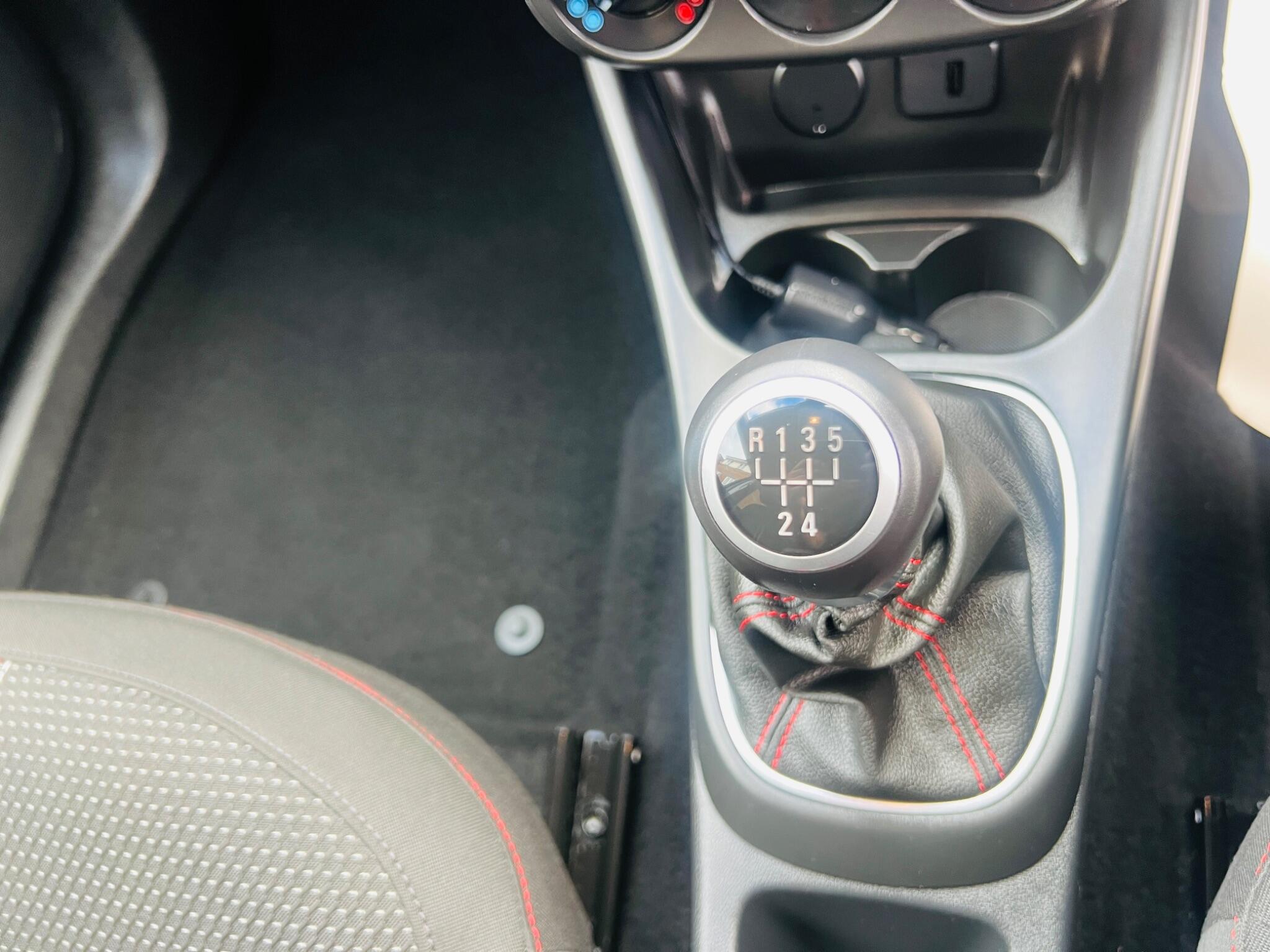 Vauxhall Corsa view 31