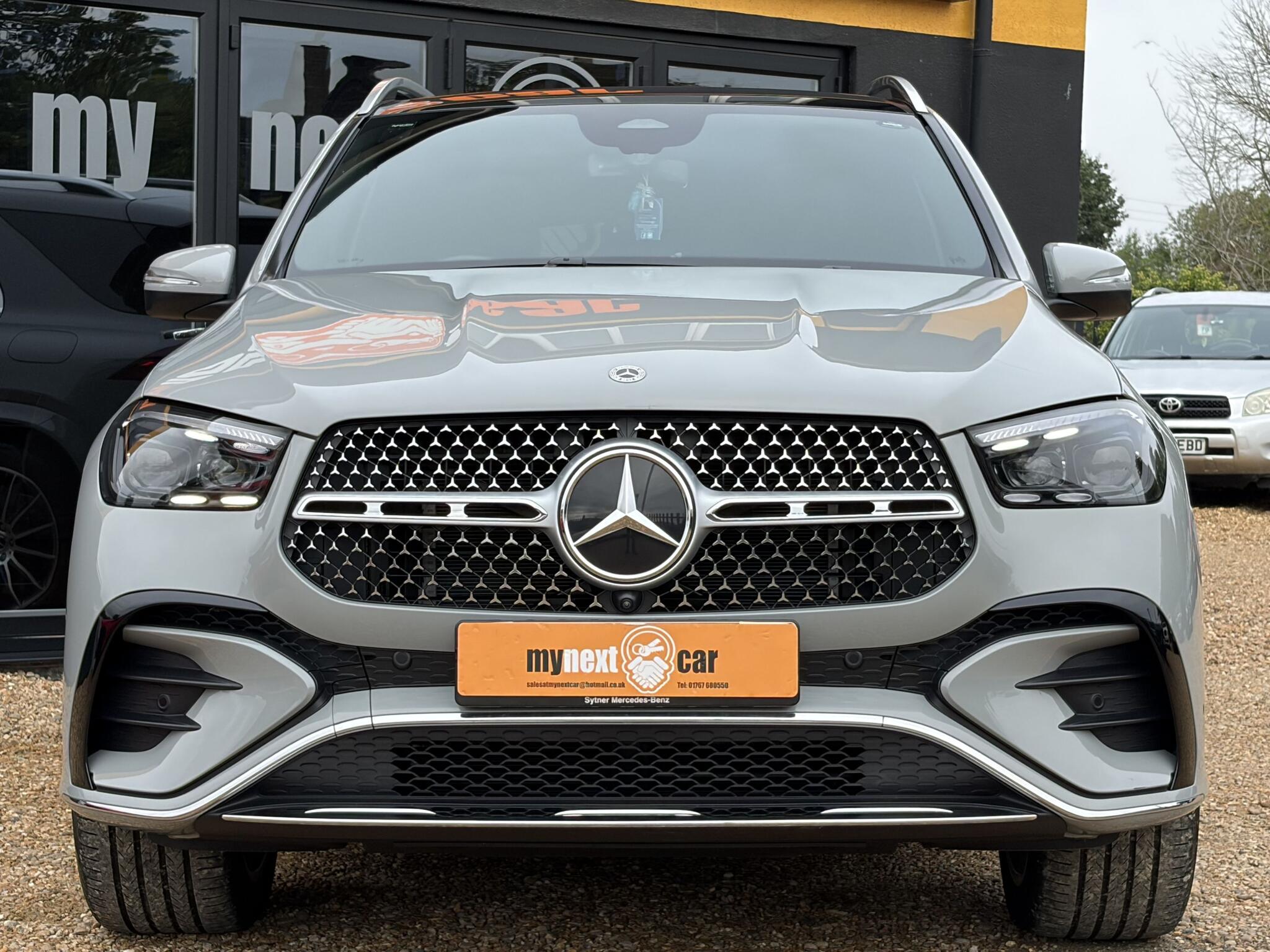 Mercedes-Benz Gle view 4