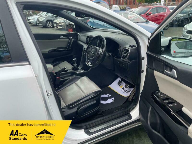 2018 Kia Sportage 1.6 T-GDi GT-Line Euro 6 5dr • 90,401 miles image 26
