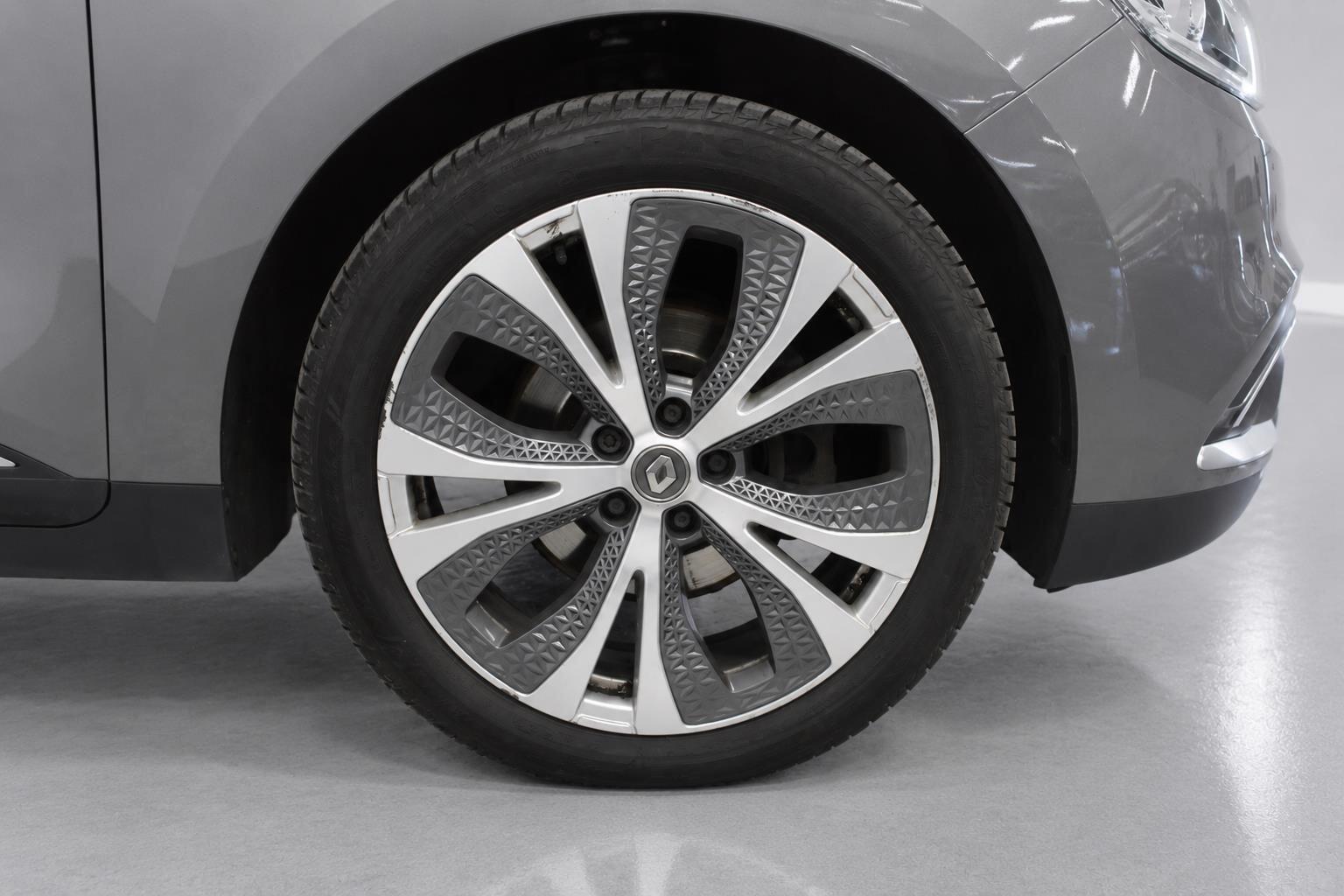 Renault Grand Scenic view 59