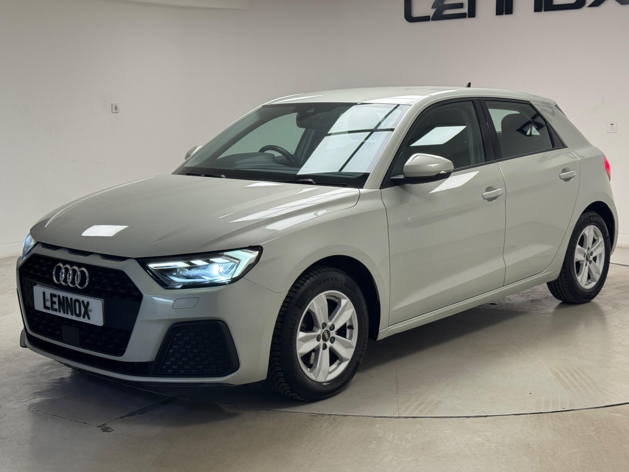 Audi A1 view 3