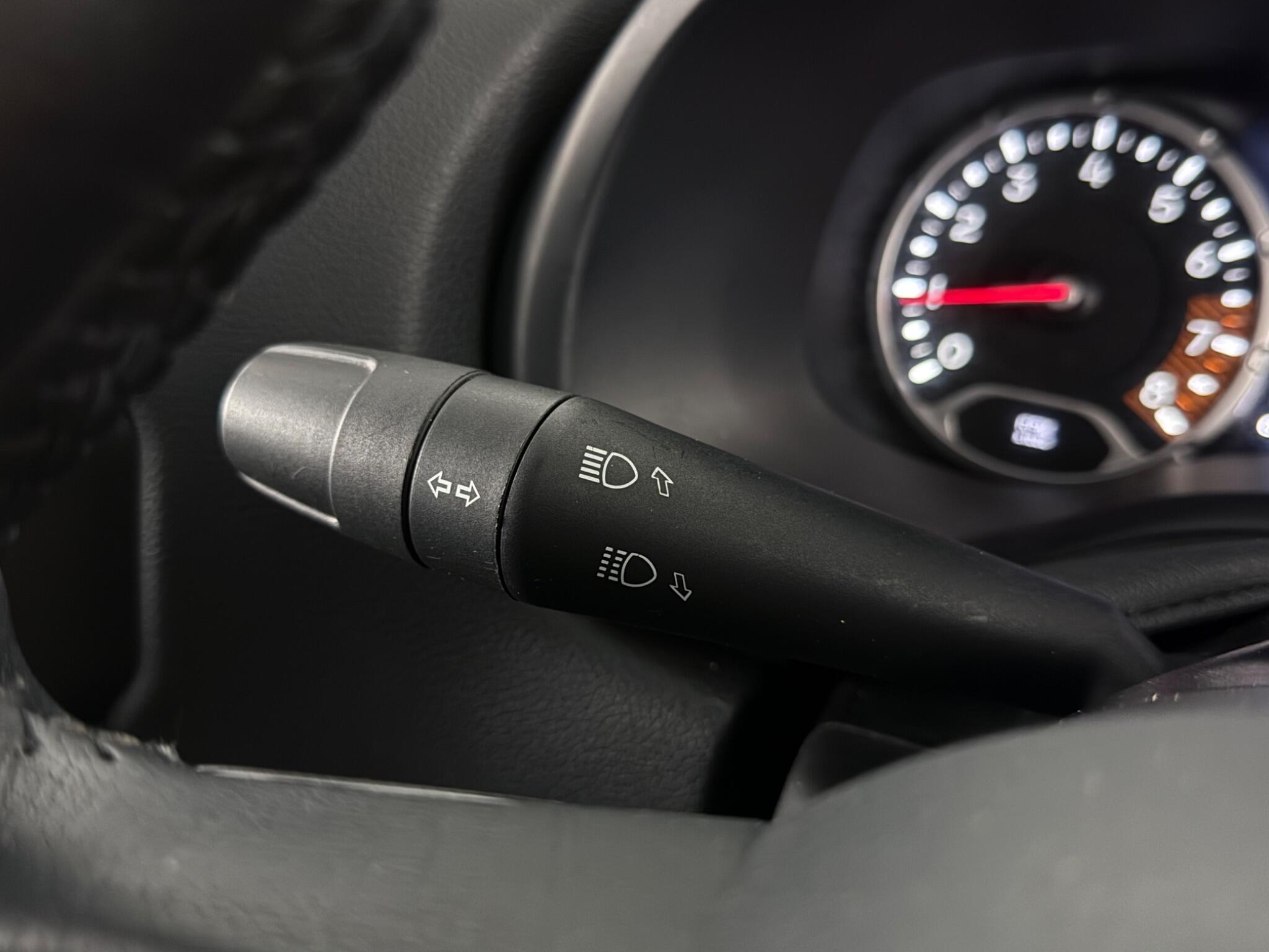 Jeep Renegade view 17