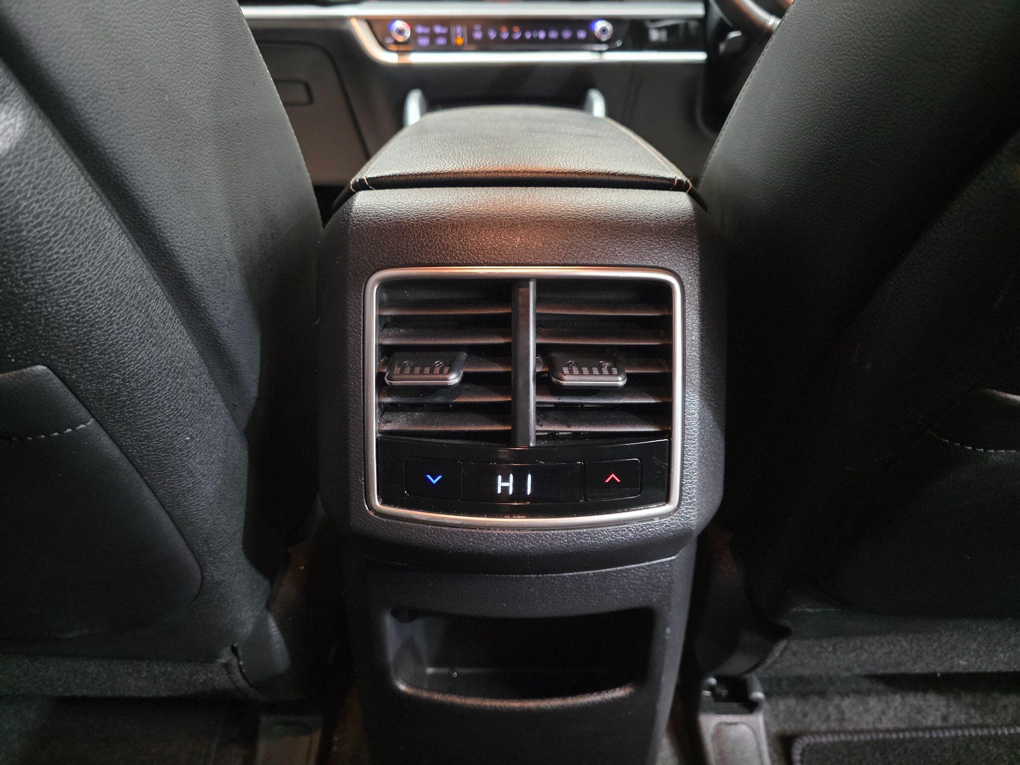 Kia Sportage view 24