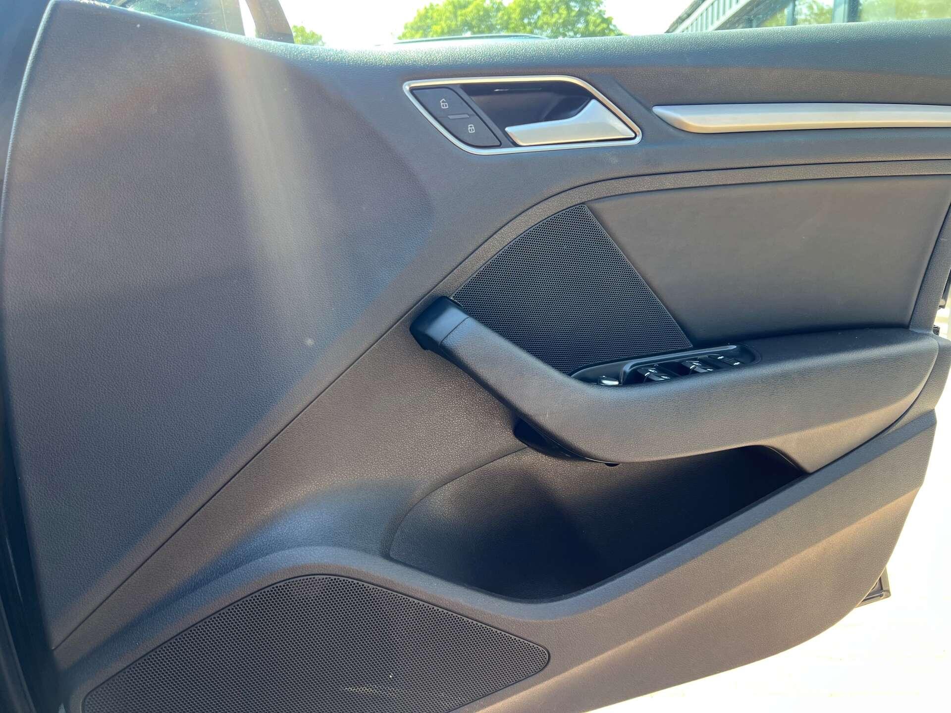 Audi A3 view 36