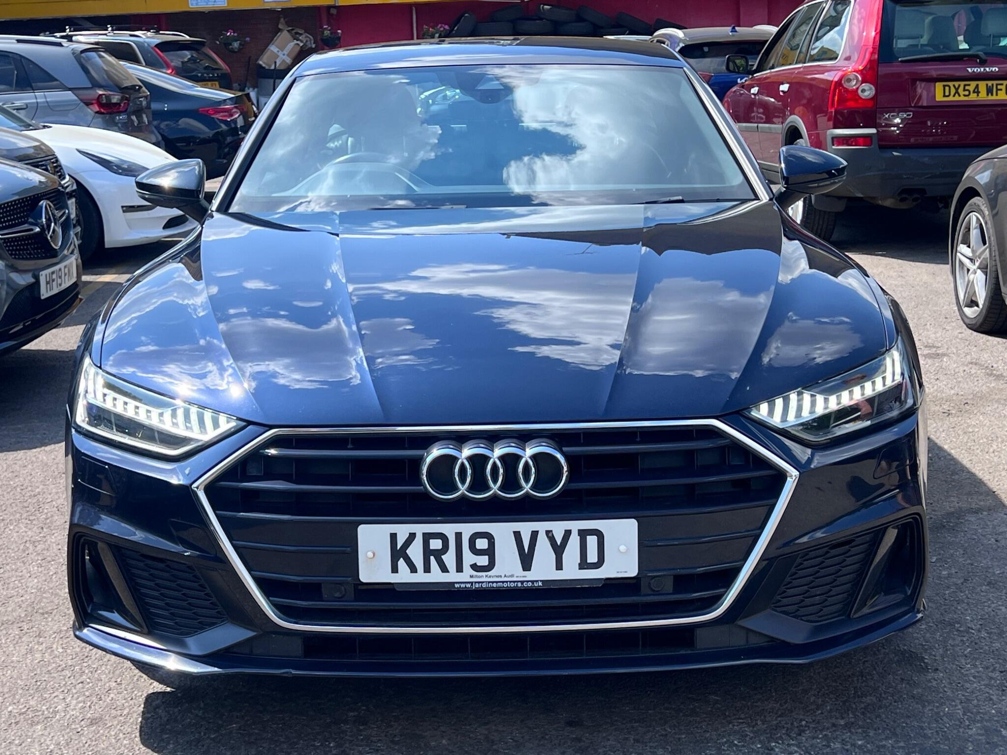 Audi A7 view 3