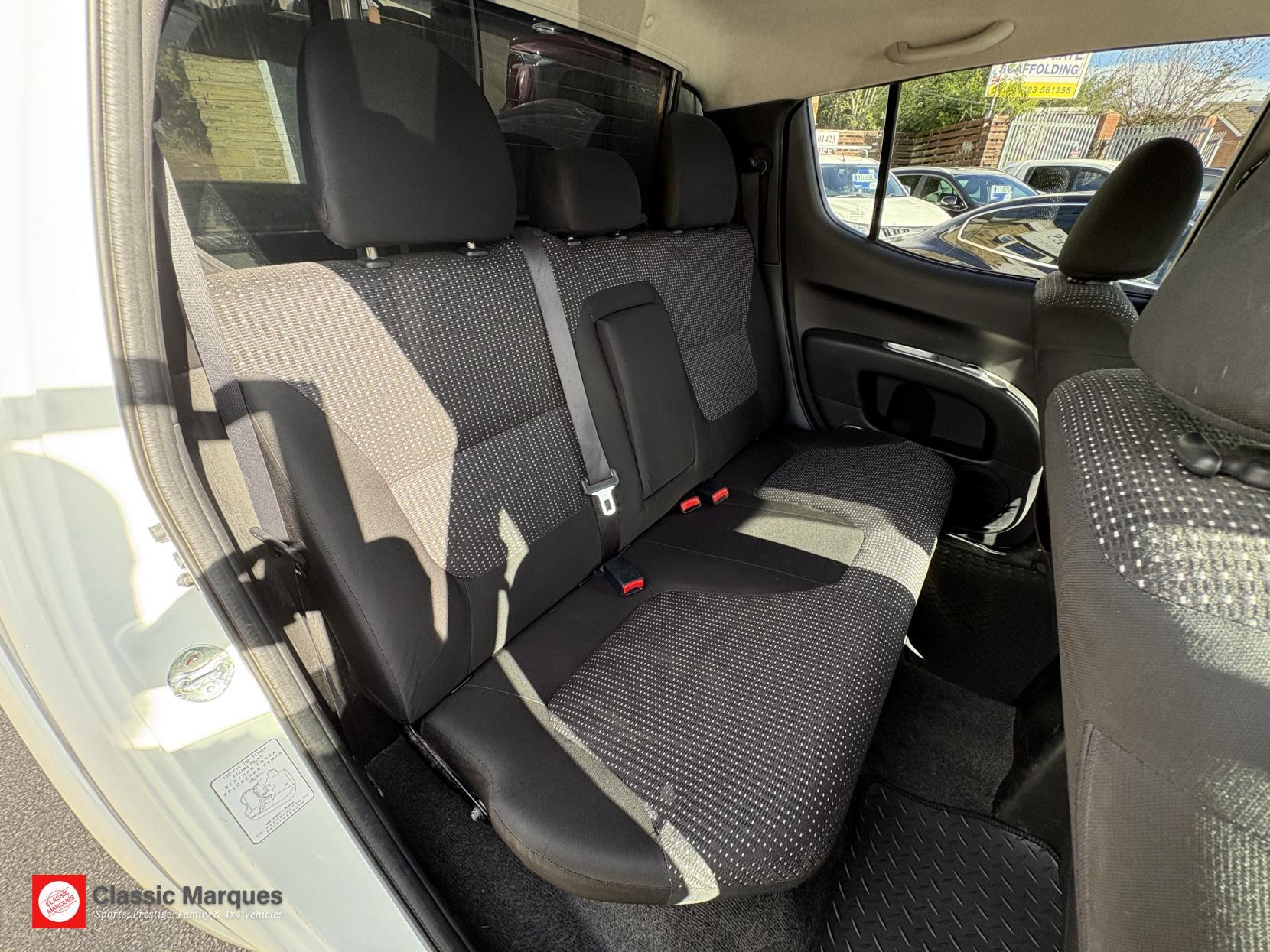 Mitsubishi L200 view 27