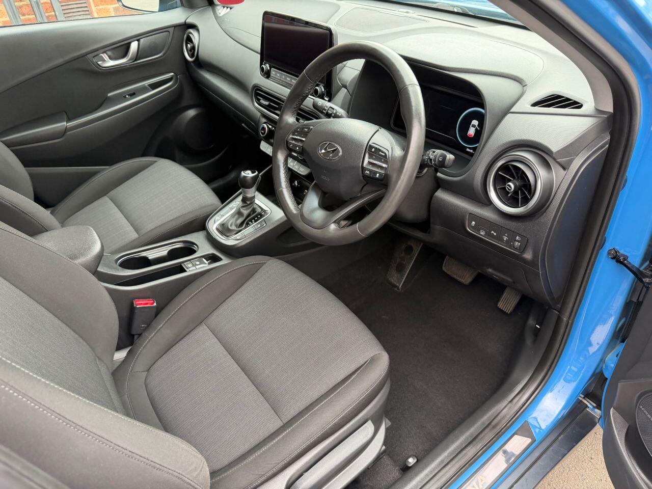 Hyundai Kona view 12