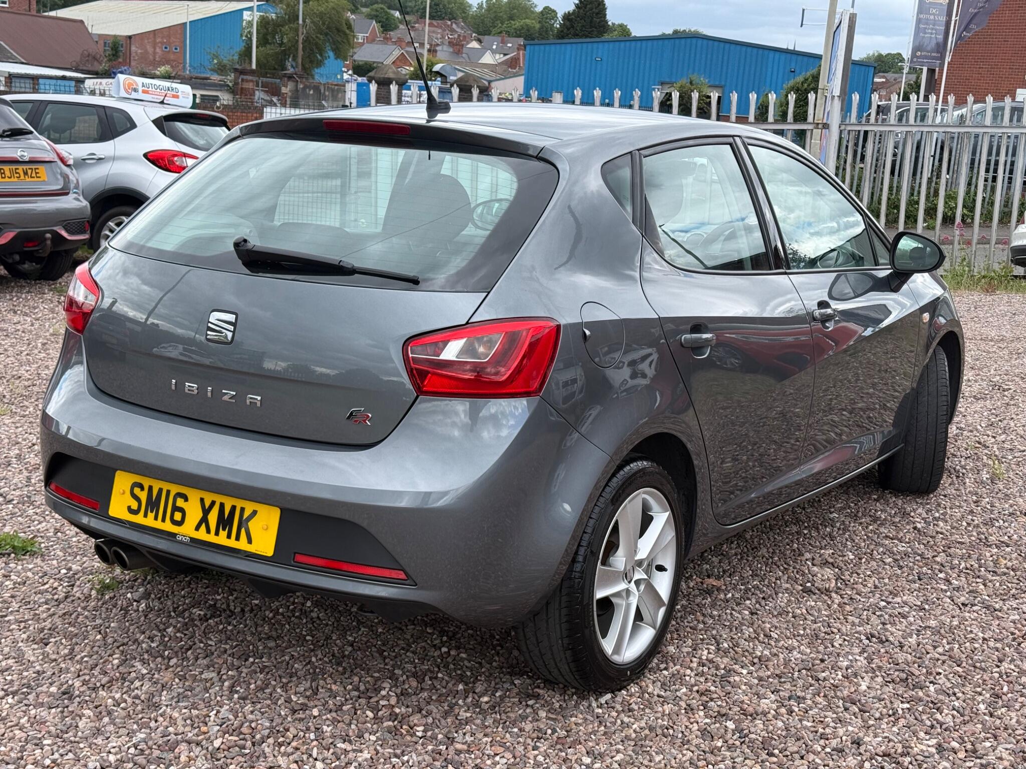 Seat Ibiza view 4