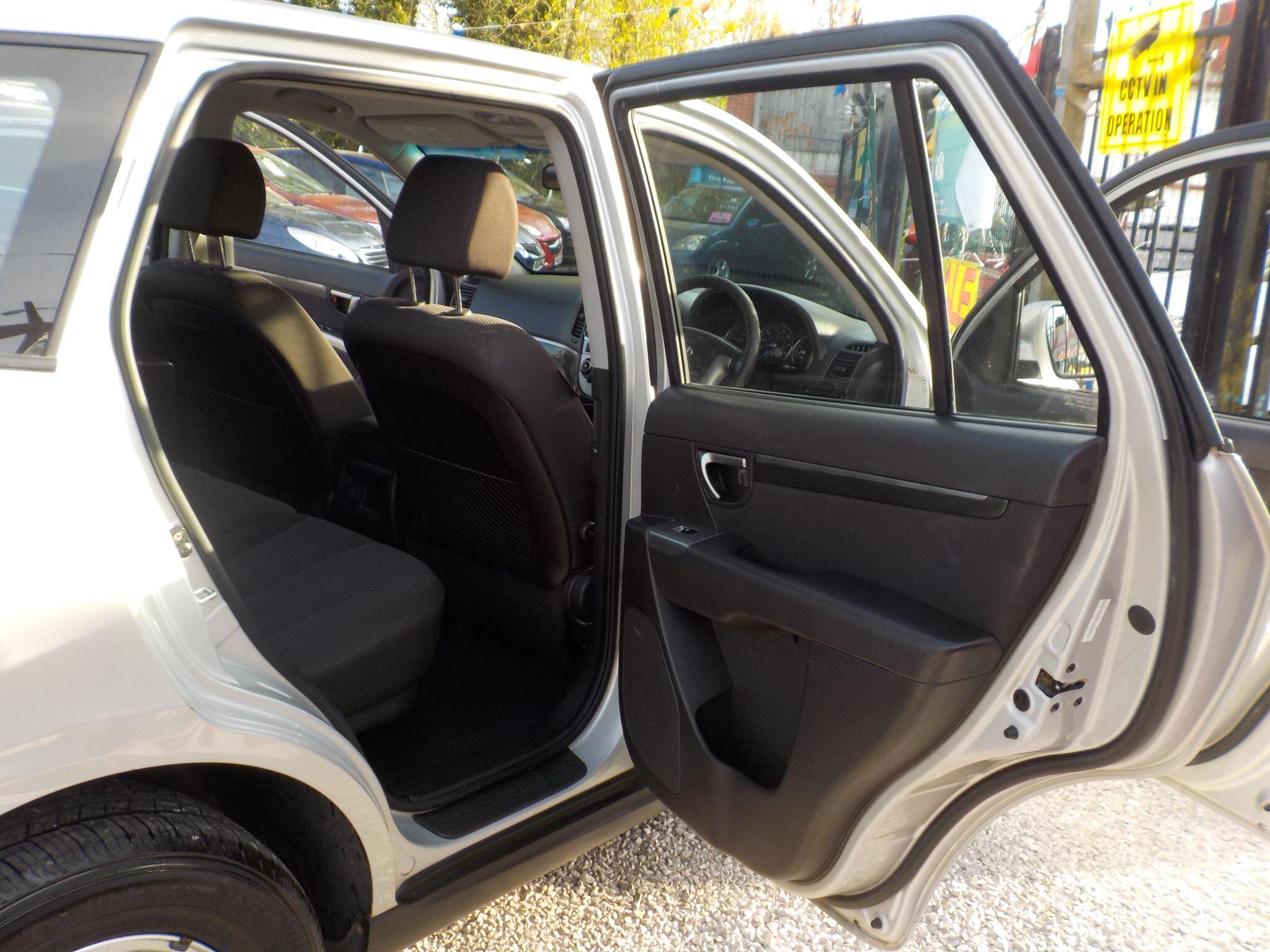 Hyundai Santa Fe 2.2 CRDi Style 4WD Euro 5 5dr (5 seat)