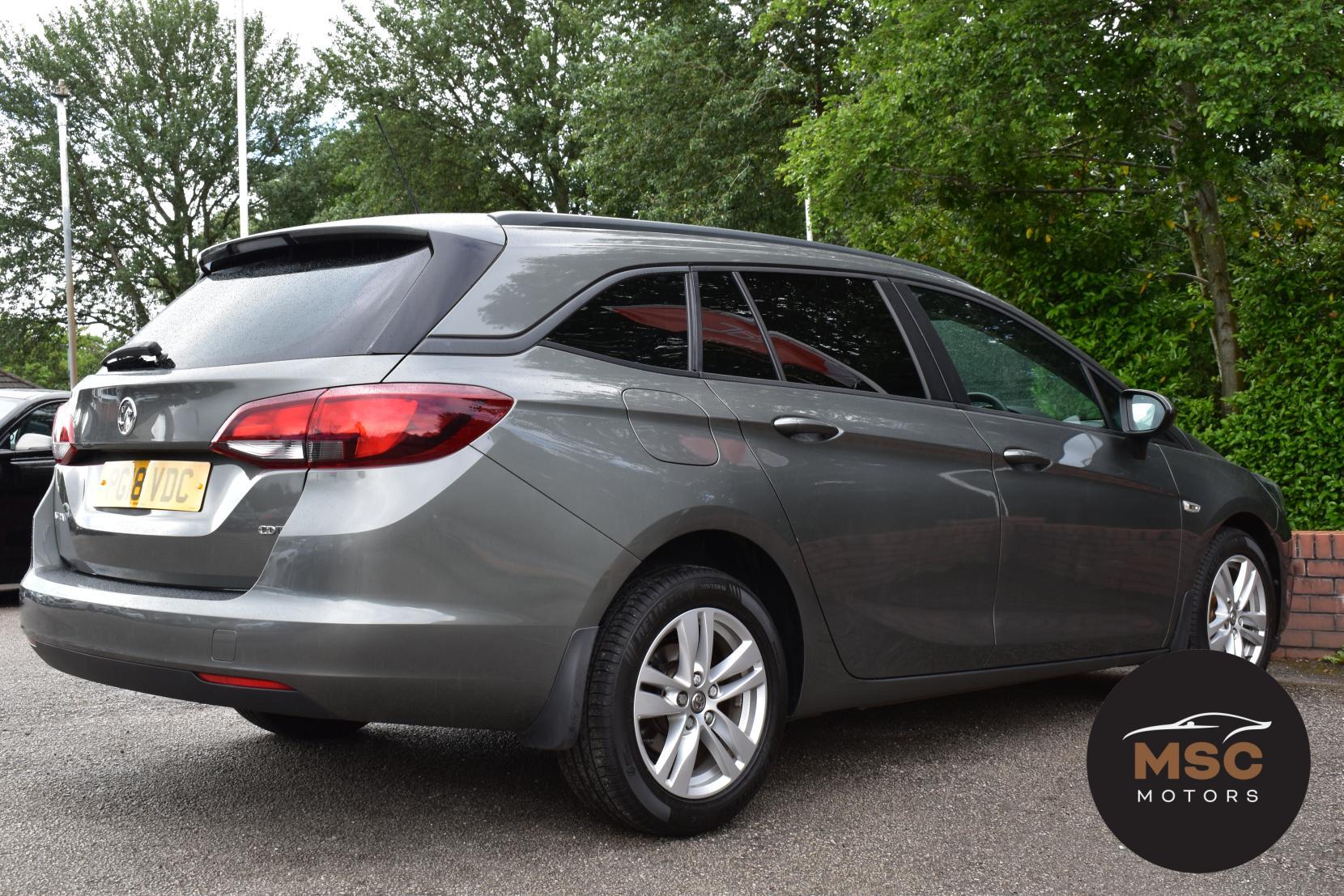 Vauxhall Astra view 18