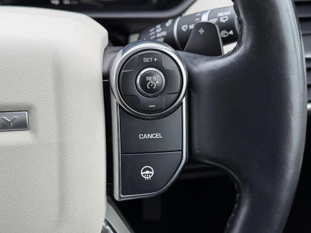 Land Rover Discovery view 29