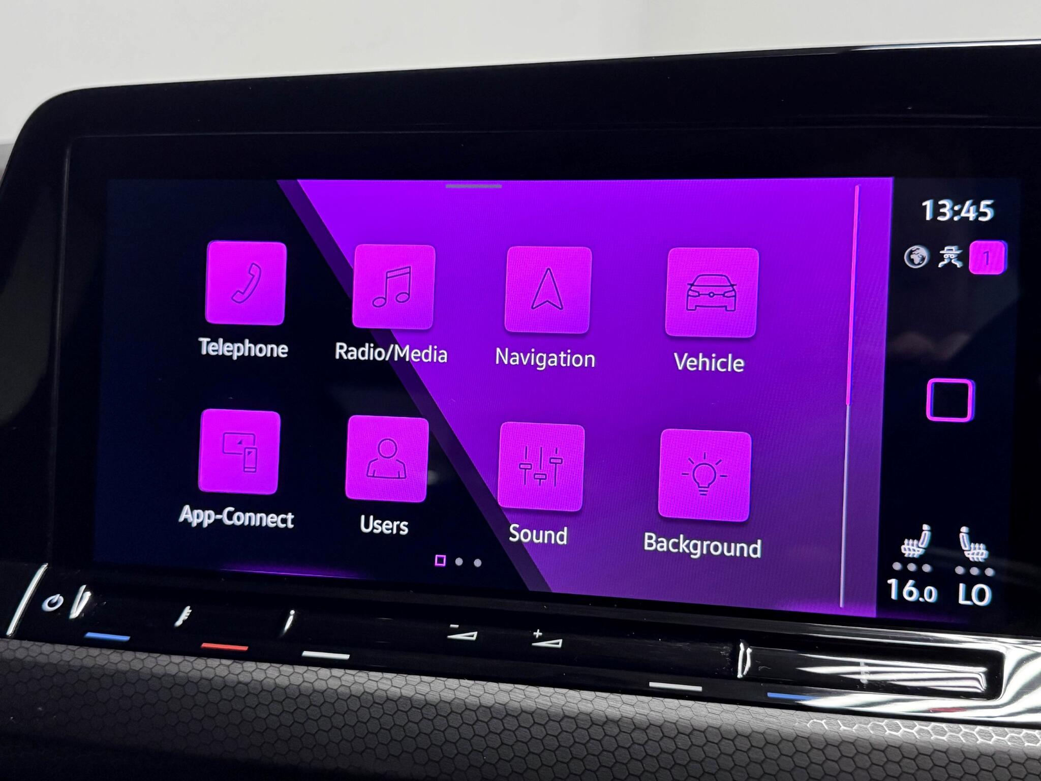 Volkswagen Golf view 38