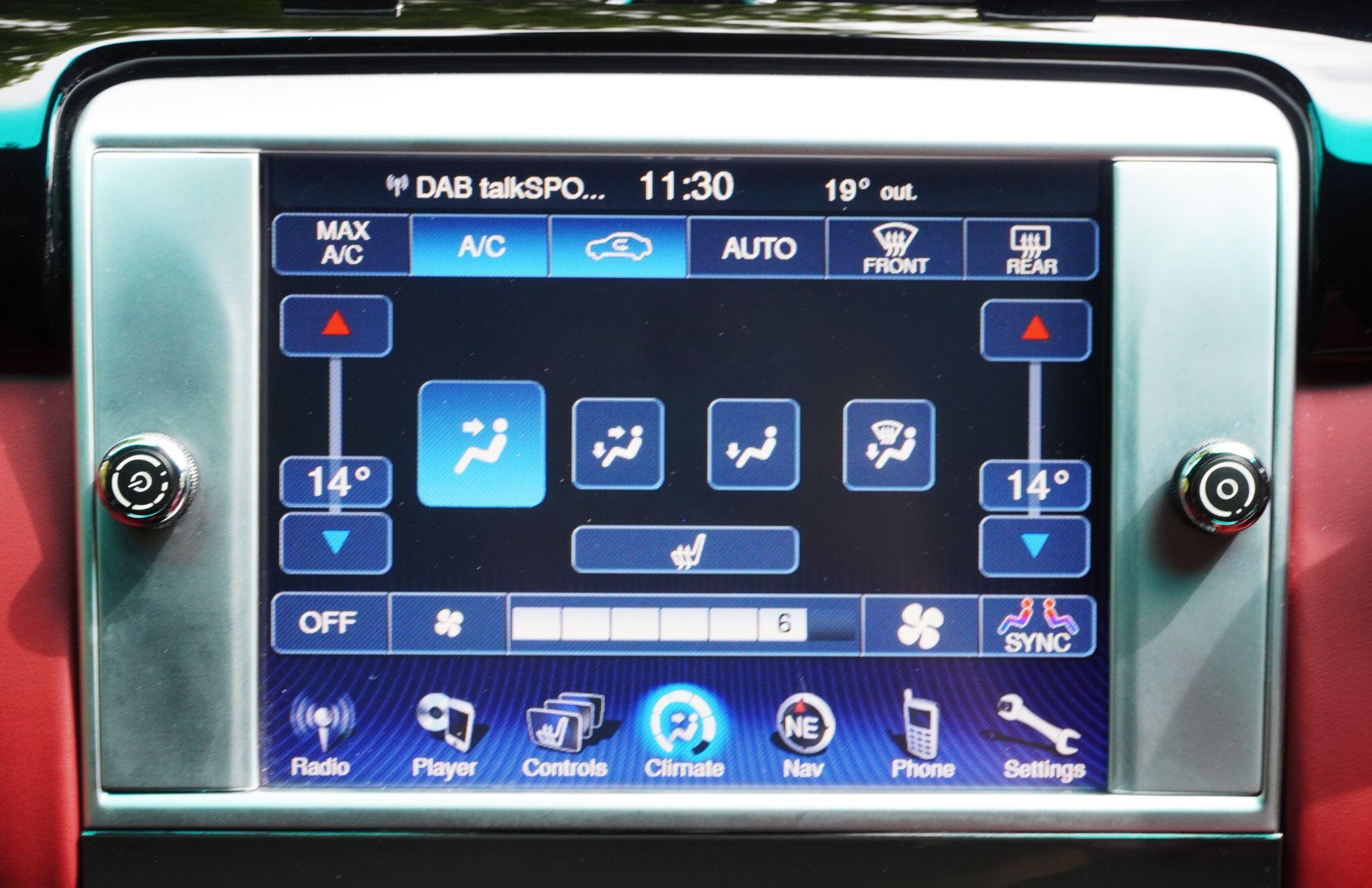 Maserati Quattroporte view 33