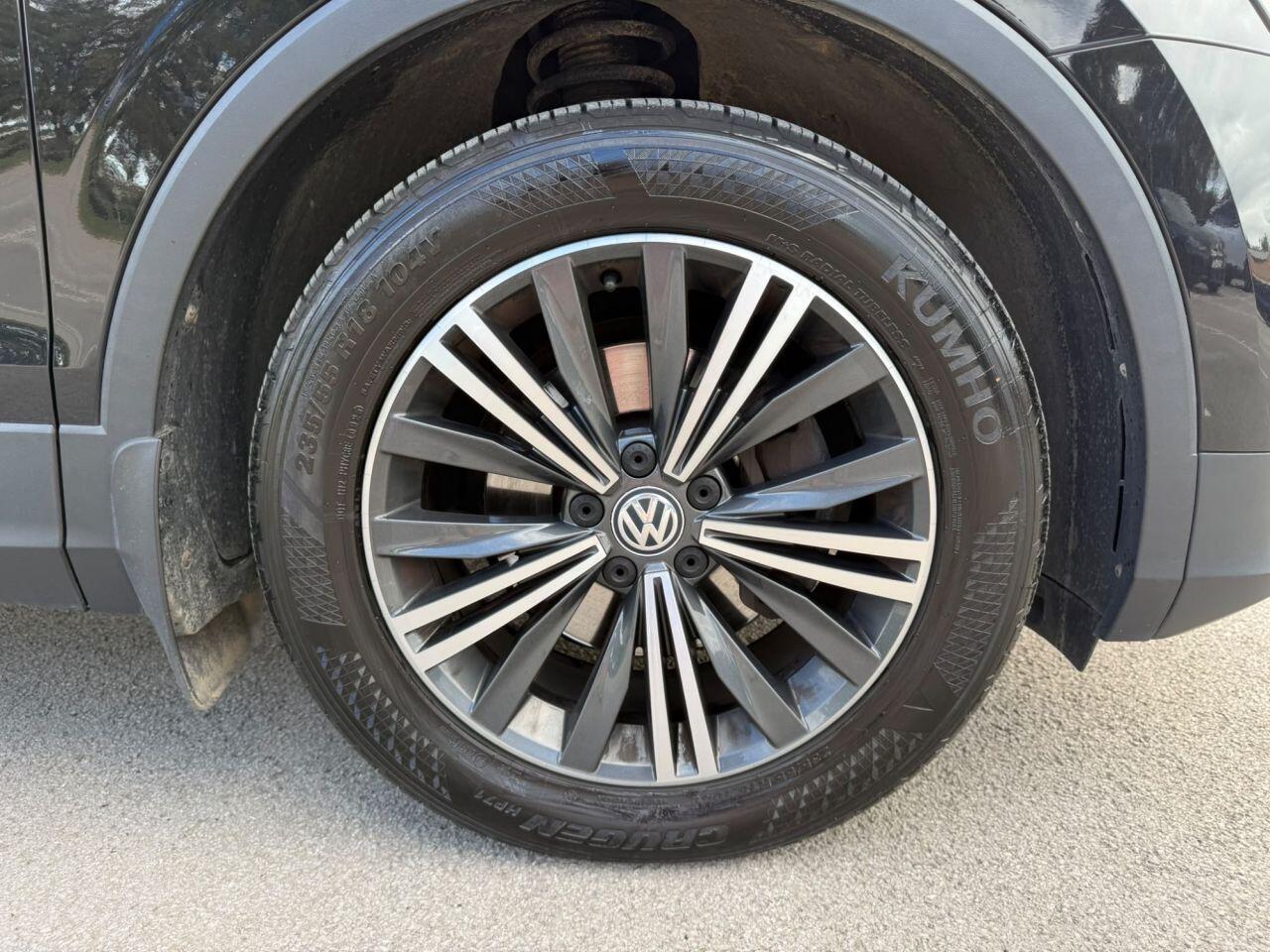 Volkswagen Tiguan Allspace view 76
