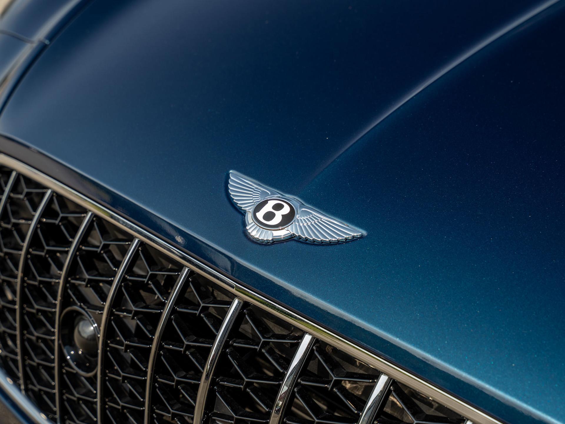 Bentley Continental view 45
