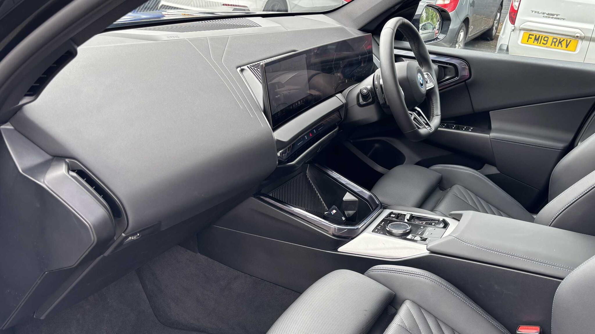 BMW X3 view 9