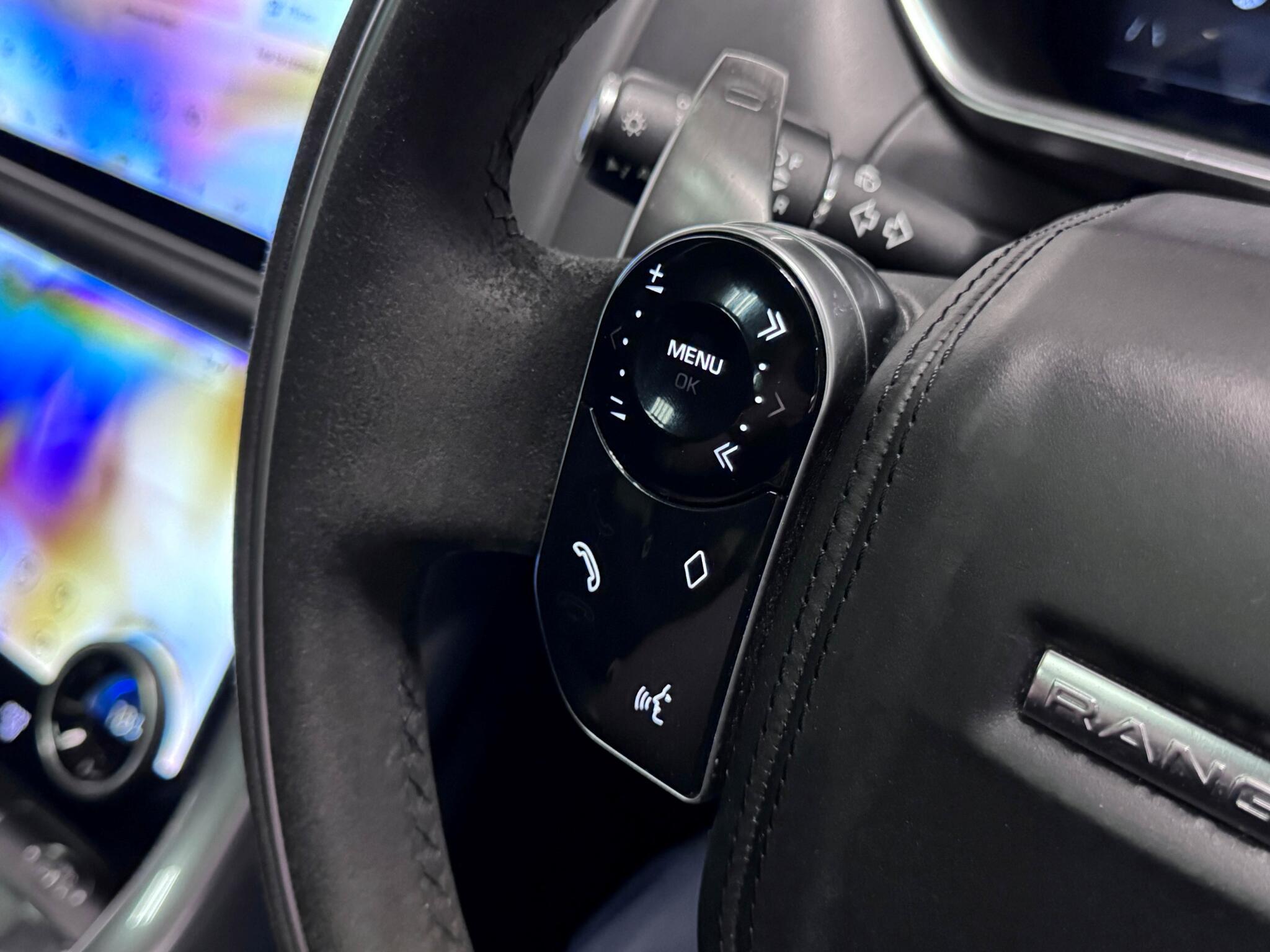 Land Rover Range Rover Sport view 13