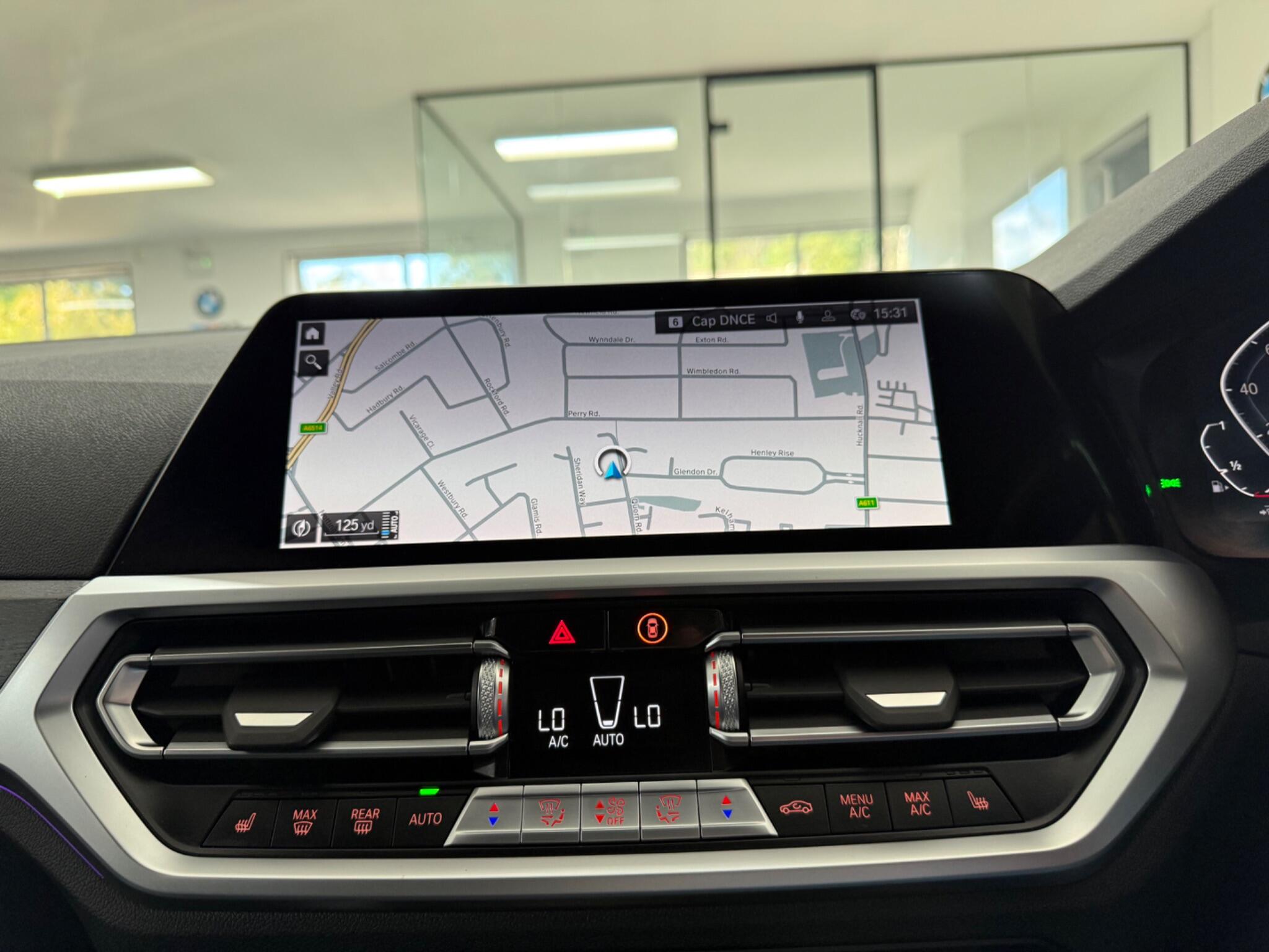 BMW 3 Series view 12
