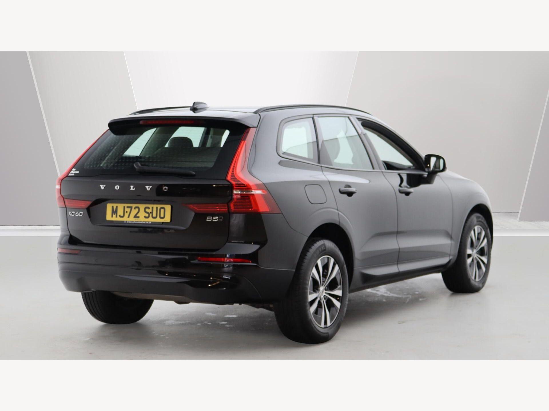 Volvo XC60 view 2