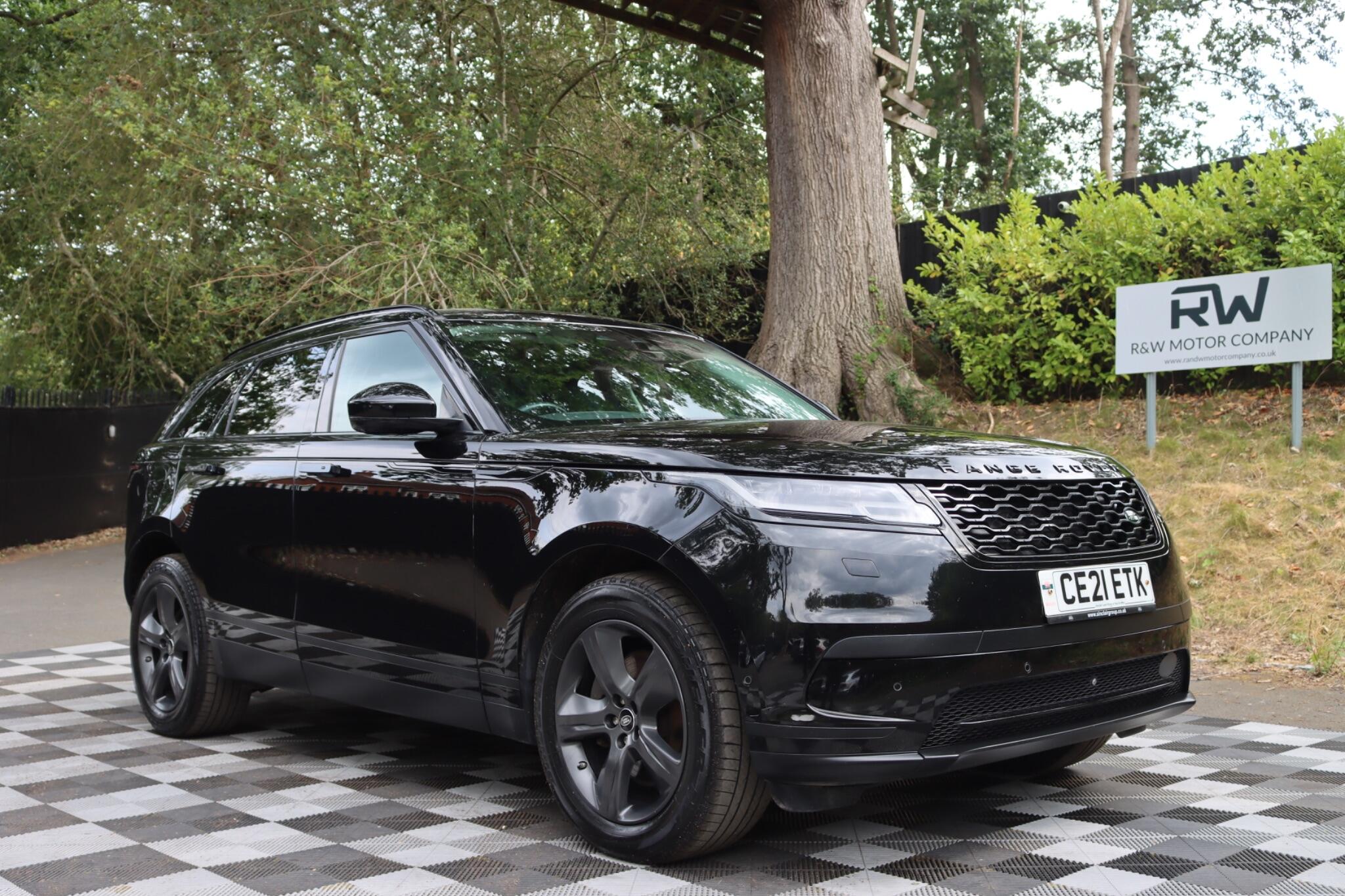 Land Rover Range Rover Velar view 2