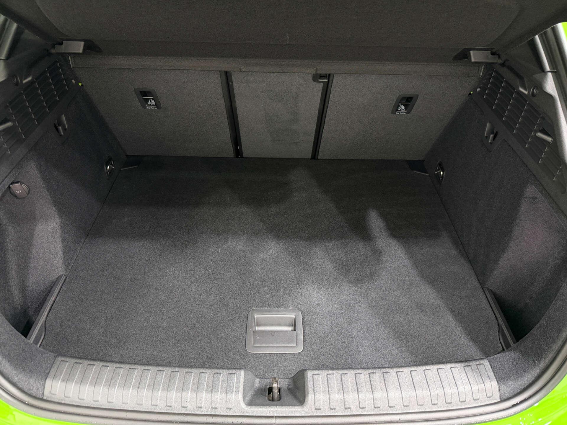 Audi RS3 view 28