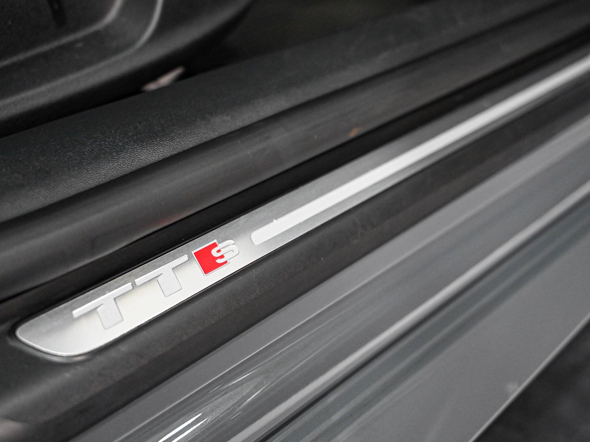 Audi TTS view 27