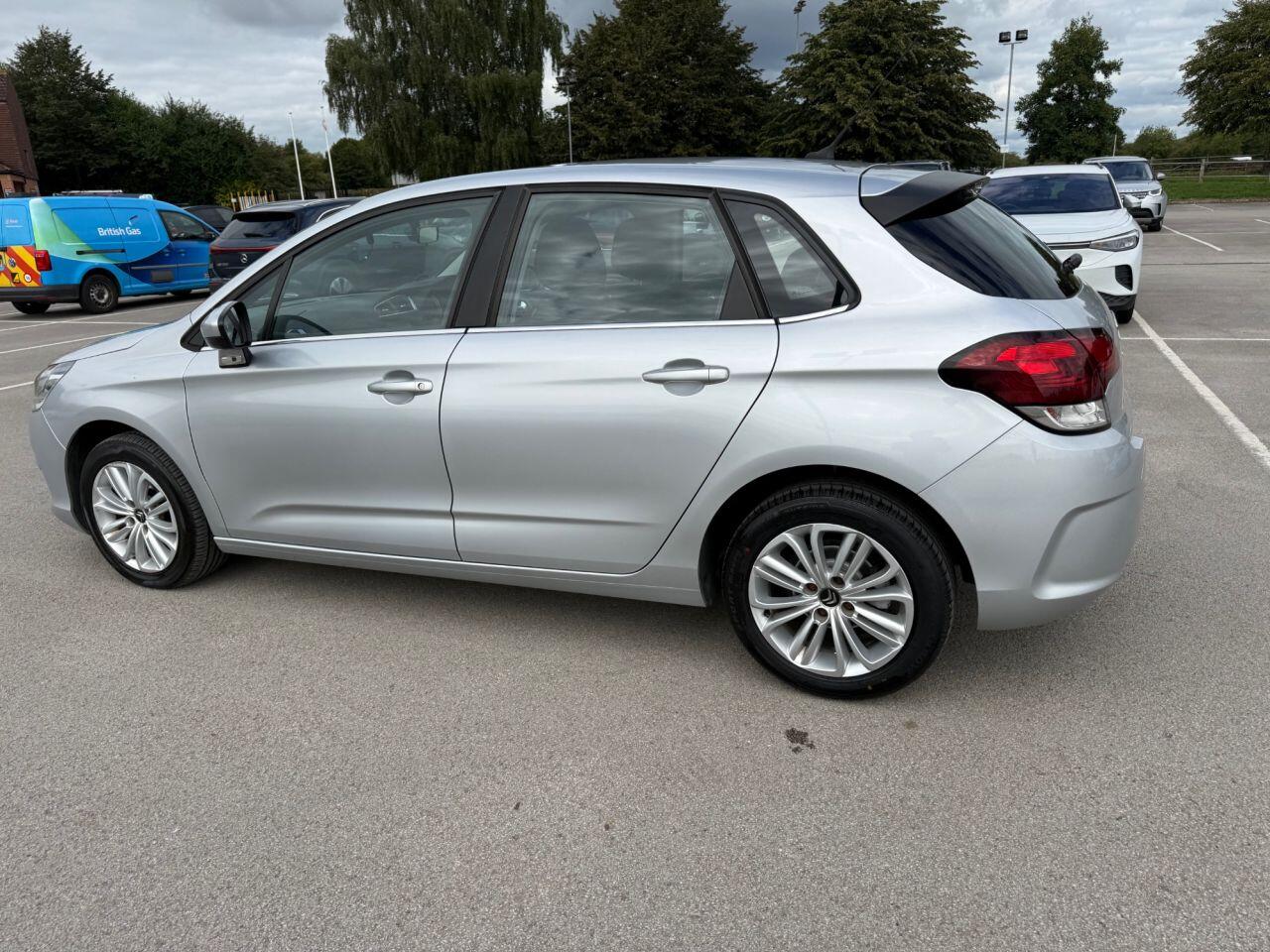 Citroen C4 view 21