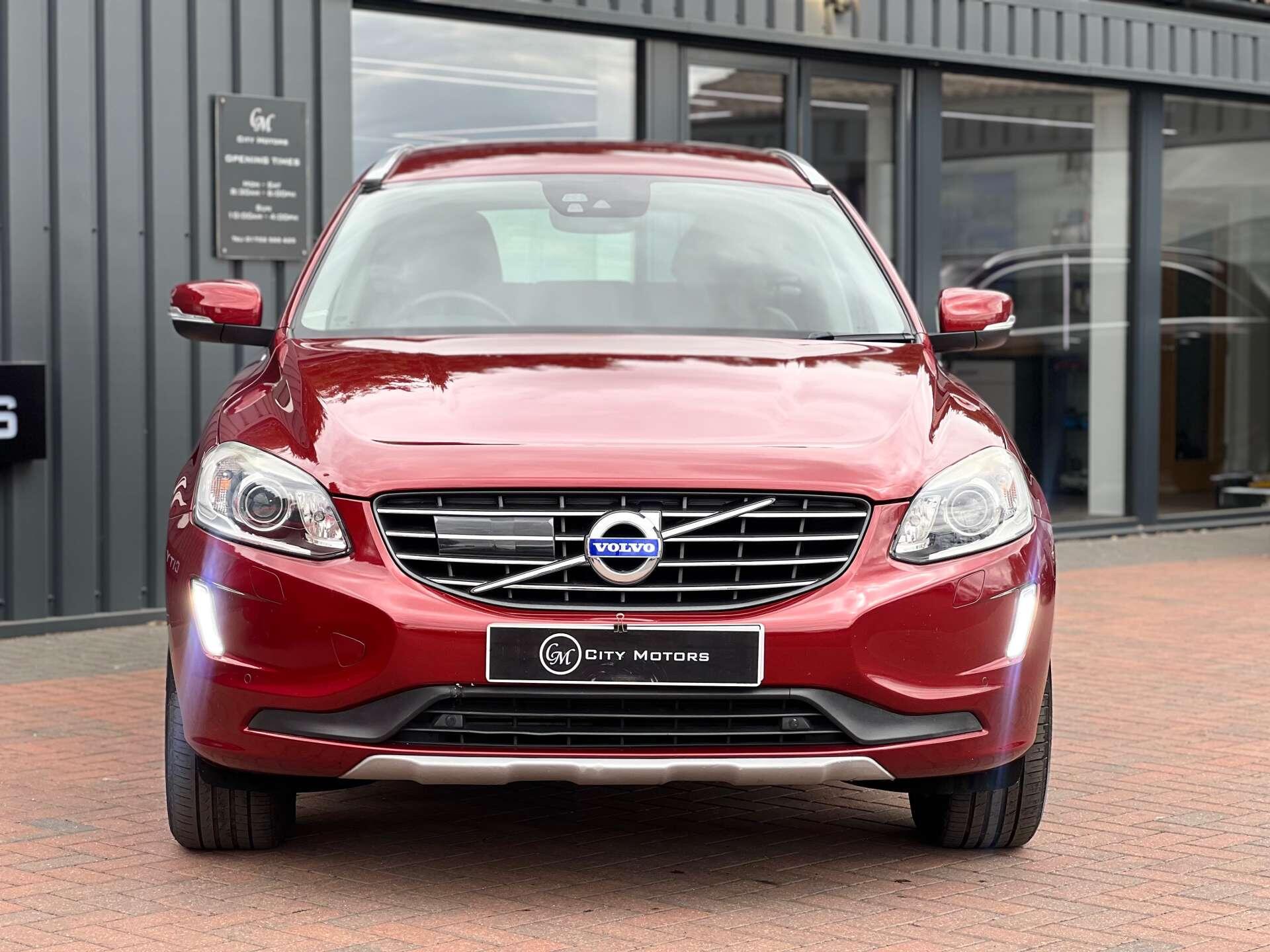 Volvo XC60 view 4