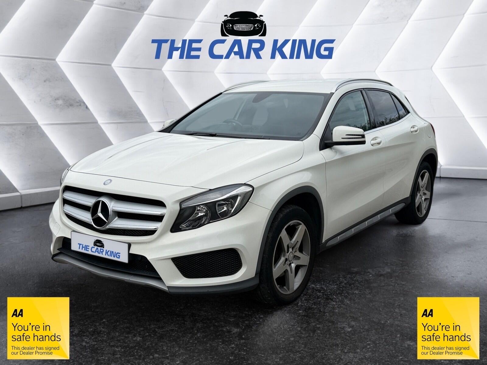 Mercedes-Benz GLA view 3